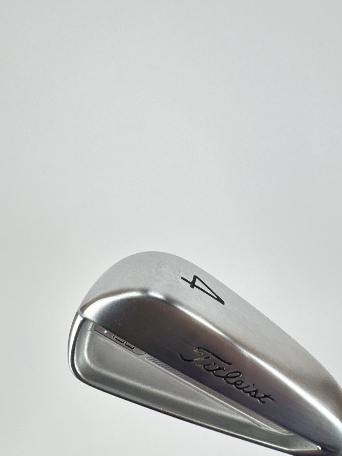 Titleist T150 4 Iron Right Handed Ventus Red TR Stiff Graphite /New Shaft /324054