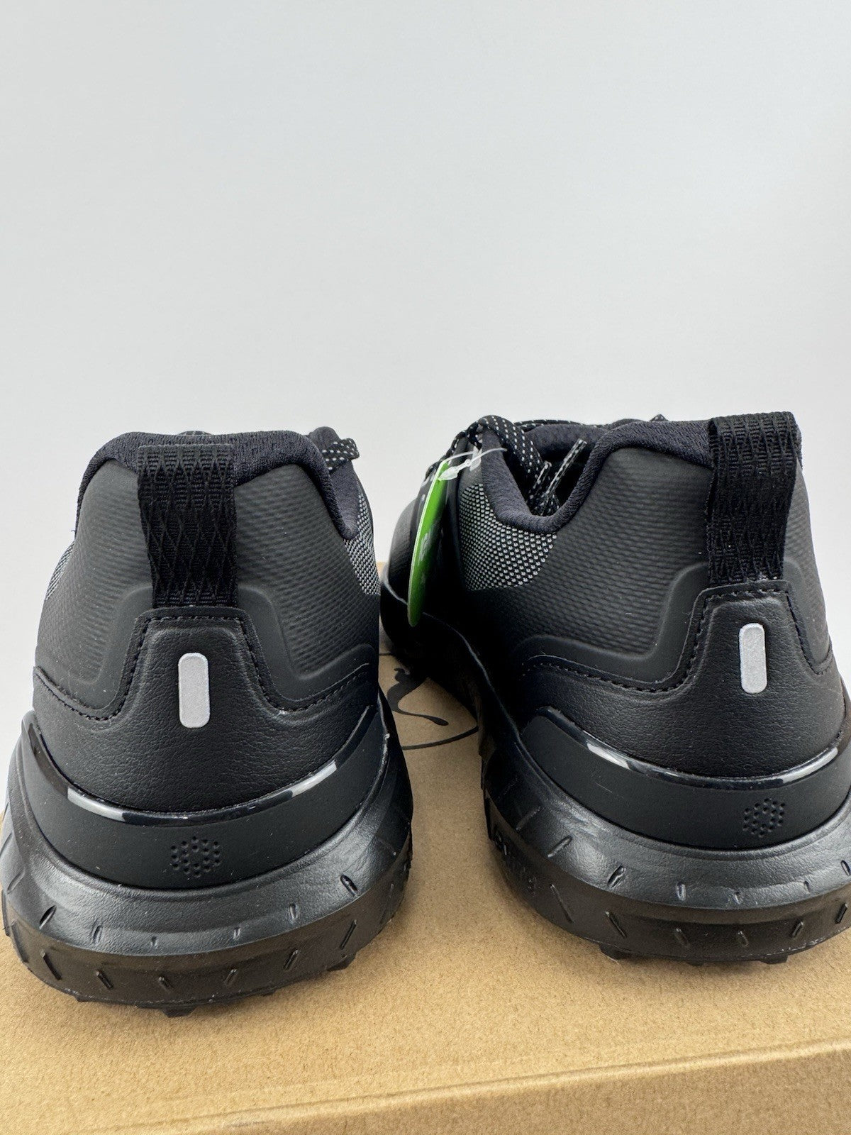 Puma Ignite Elevate 2 Tour Men's Golf Shoes Size UK 7.5 Black Waterproof/323144