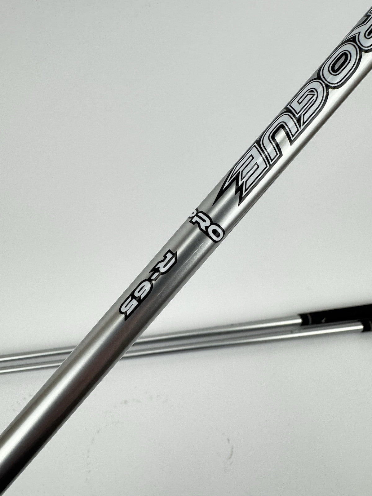 Callaway Elyte X Irons 6,8+PW Left Handed Aldila Rogue Regular Graphite /325756