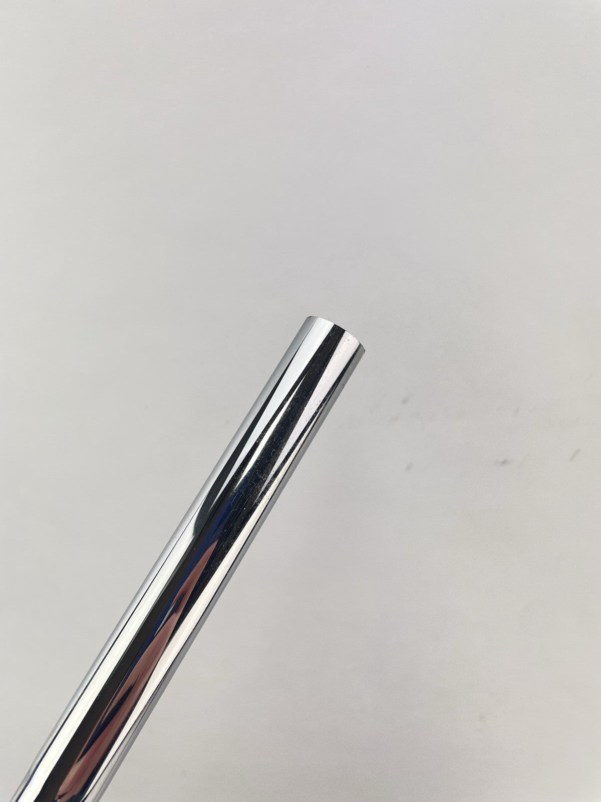 Dynamic Gold AMT Iron Shaft Regular Flex Steel 35 /0.355 Tapered /239138