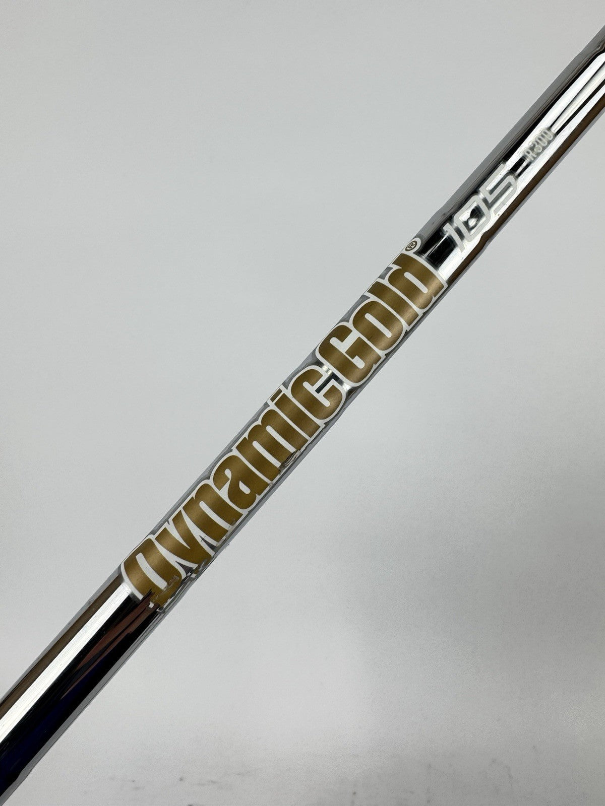 Dynamic Gold 105 Iron Shaft R300 Regular Steel Pured 36.75” 0.355 Tapered /319550