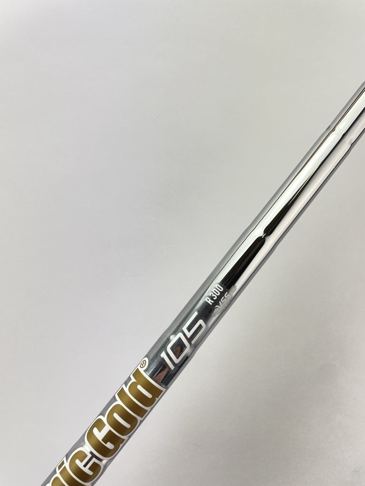 Dynamic Gold 105 Iron Shaft Vss Pro Regular Flex Steel 35.75” /0.355 Taper/295955