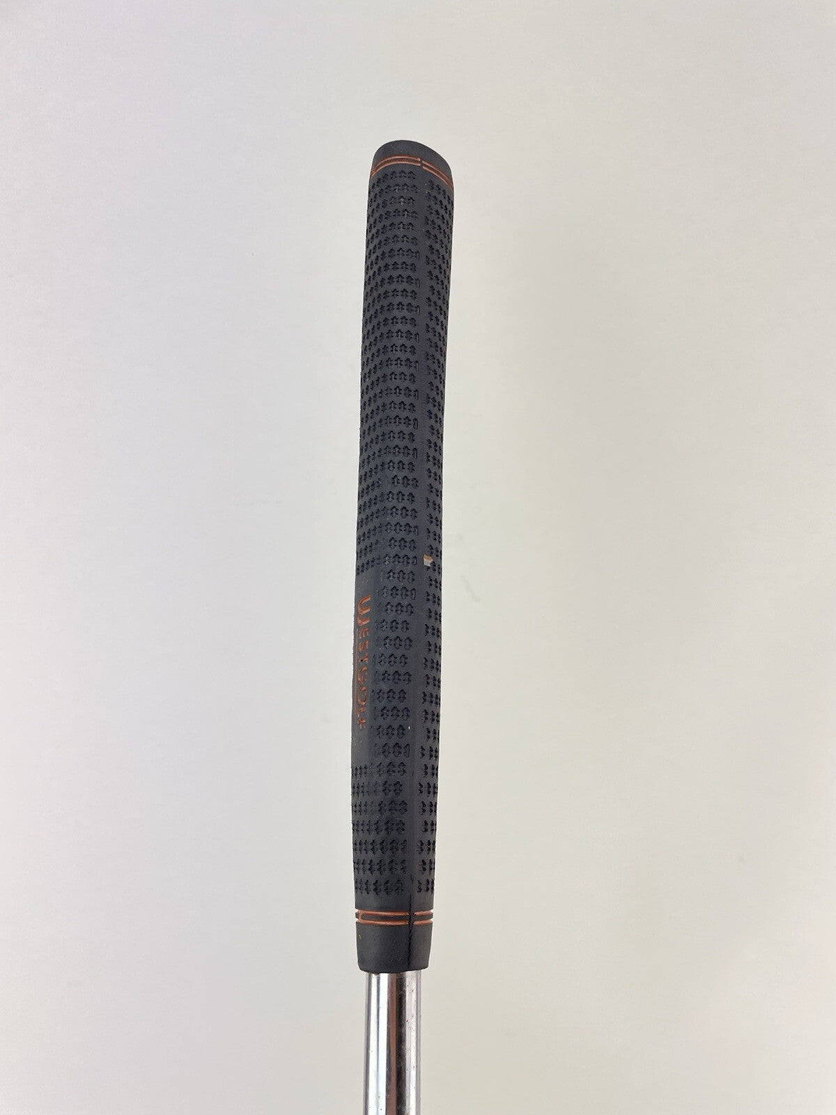 Acushnet Bulls Eye Putter Brass 34” Right Handed /Offset /New Grip /1654117