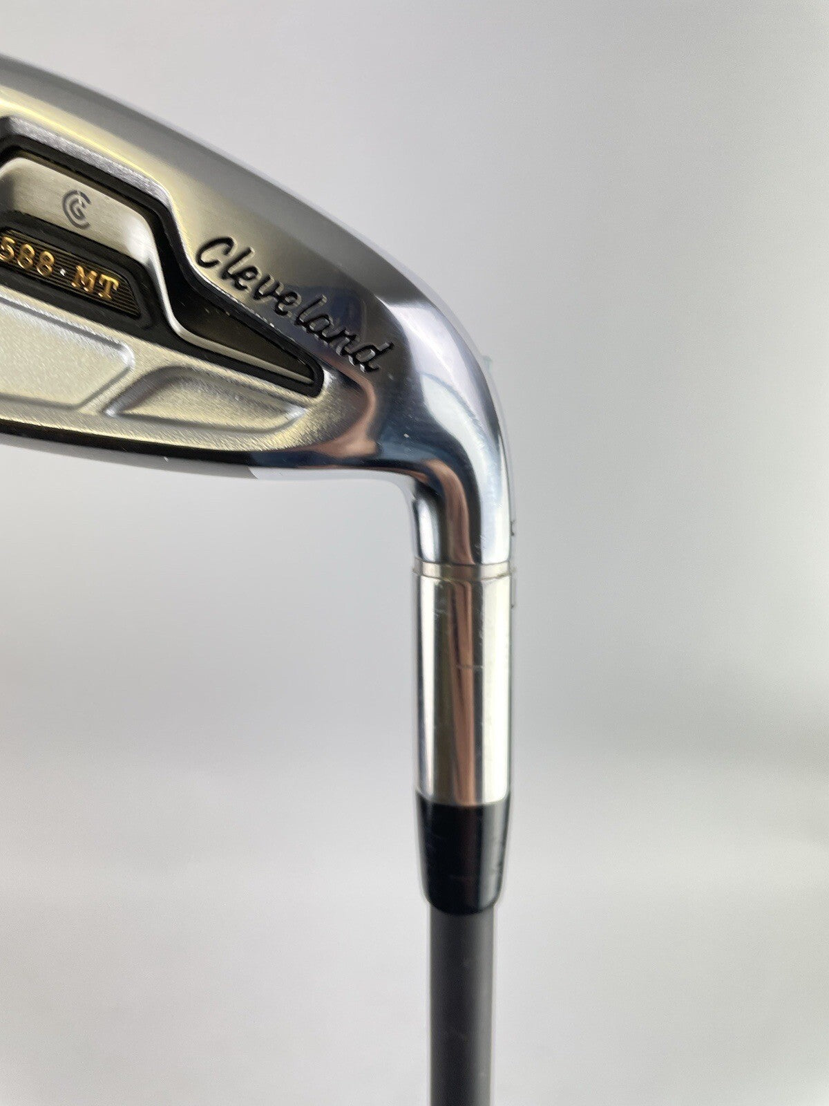 Cleveland 588MT 6 Iron Catalyst 5.5 Regular Graphite /Right /New Grip /92103