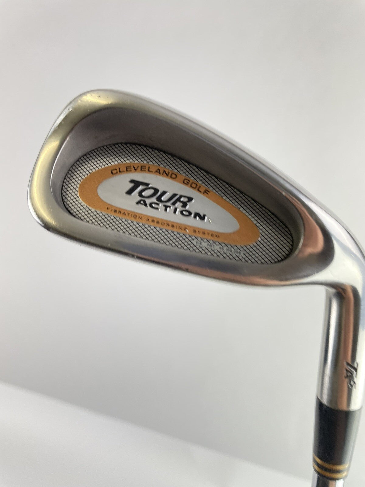 Cleveland Tour Action 4 Iron TA5 Stiff Flex Steel /Right Handed /New Grip /112751
