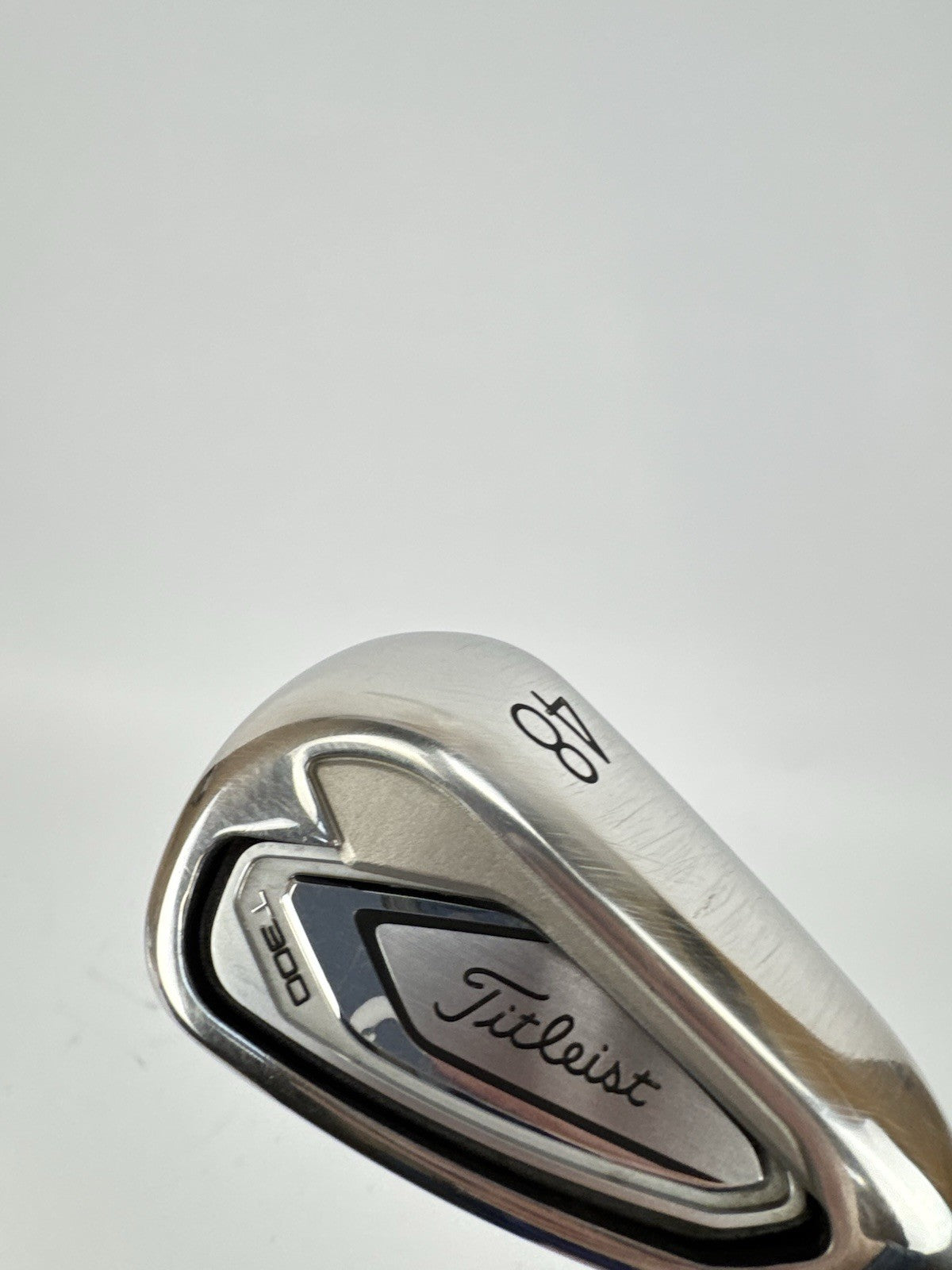 Titleist T300 Gap Wedge 48* Amt Red R300 Regular Steel +1/2” /Mid Grip /315944