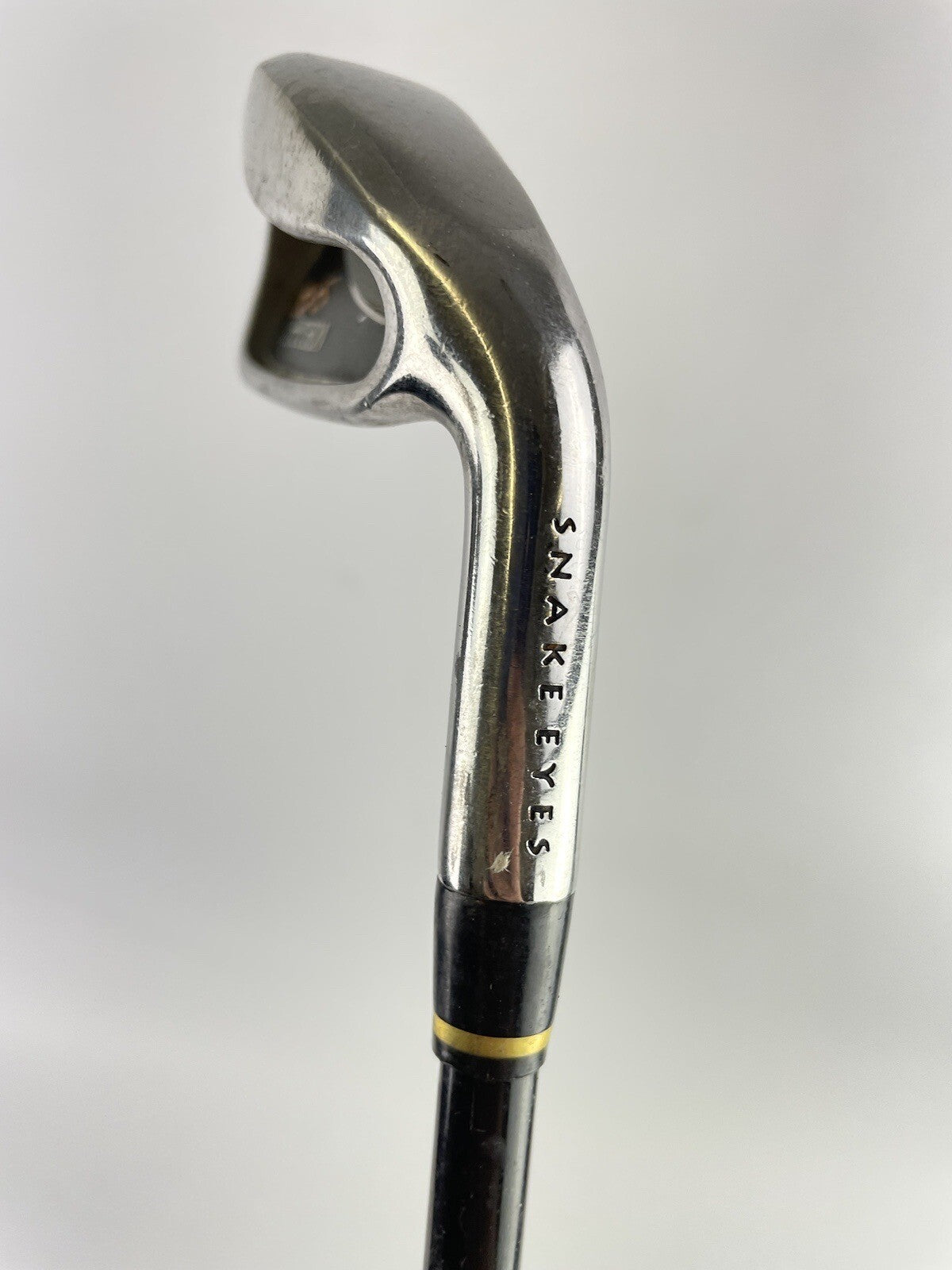 Snake Eyes 4 Iron Python Regular Graphite /Right Handed /New Grip /103037