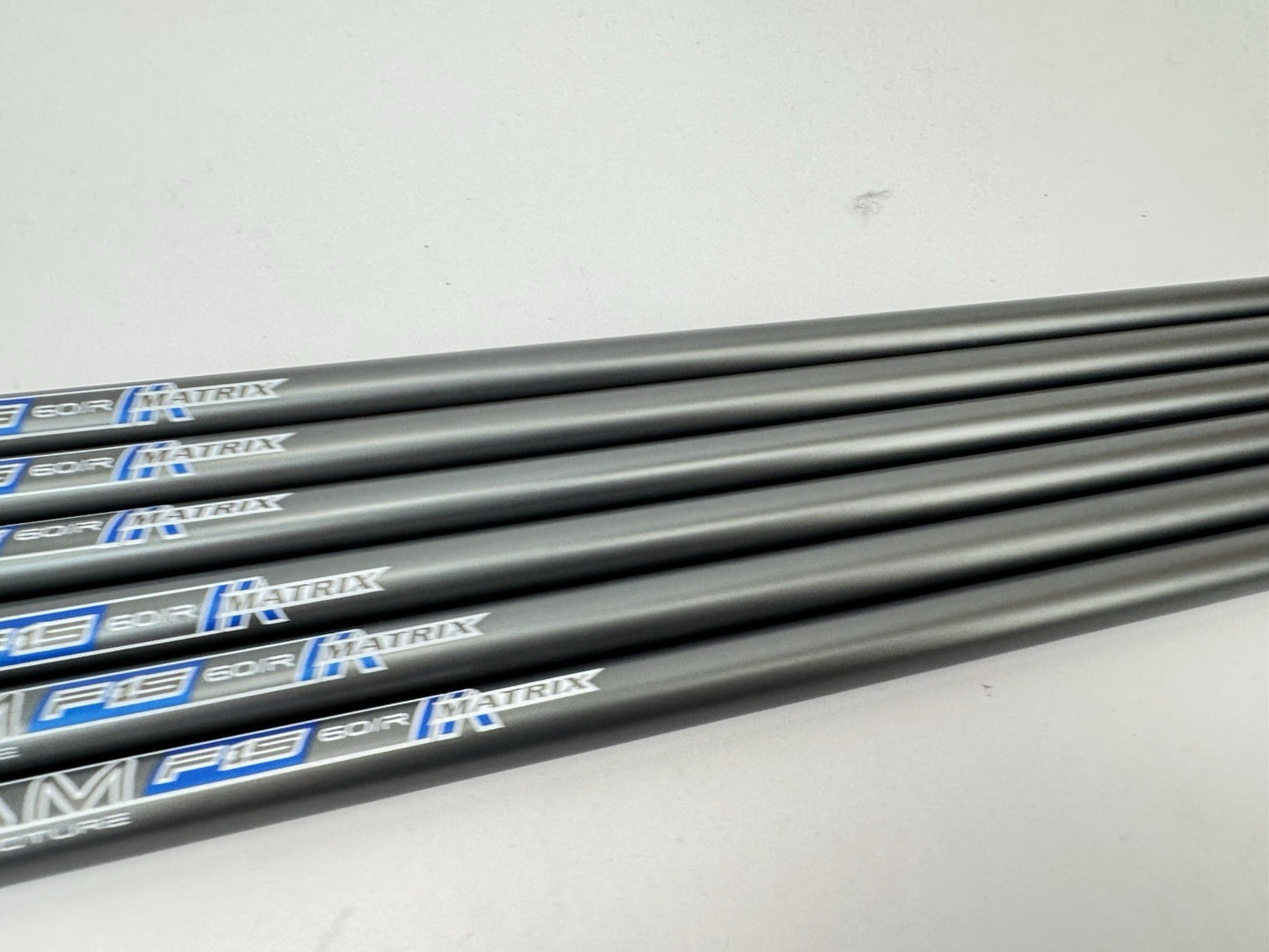 Matrix Ozik Iron Shaft Set (6) Program 60 Regular Graphite 0.355 Tapered /339545