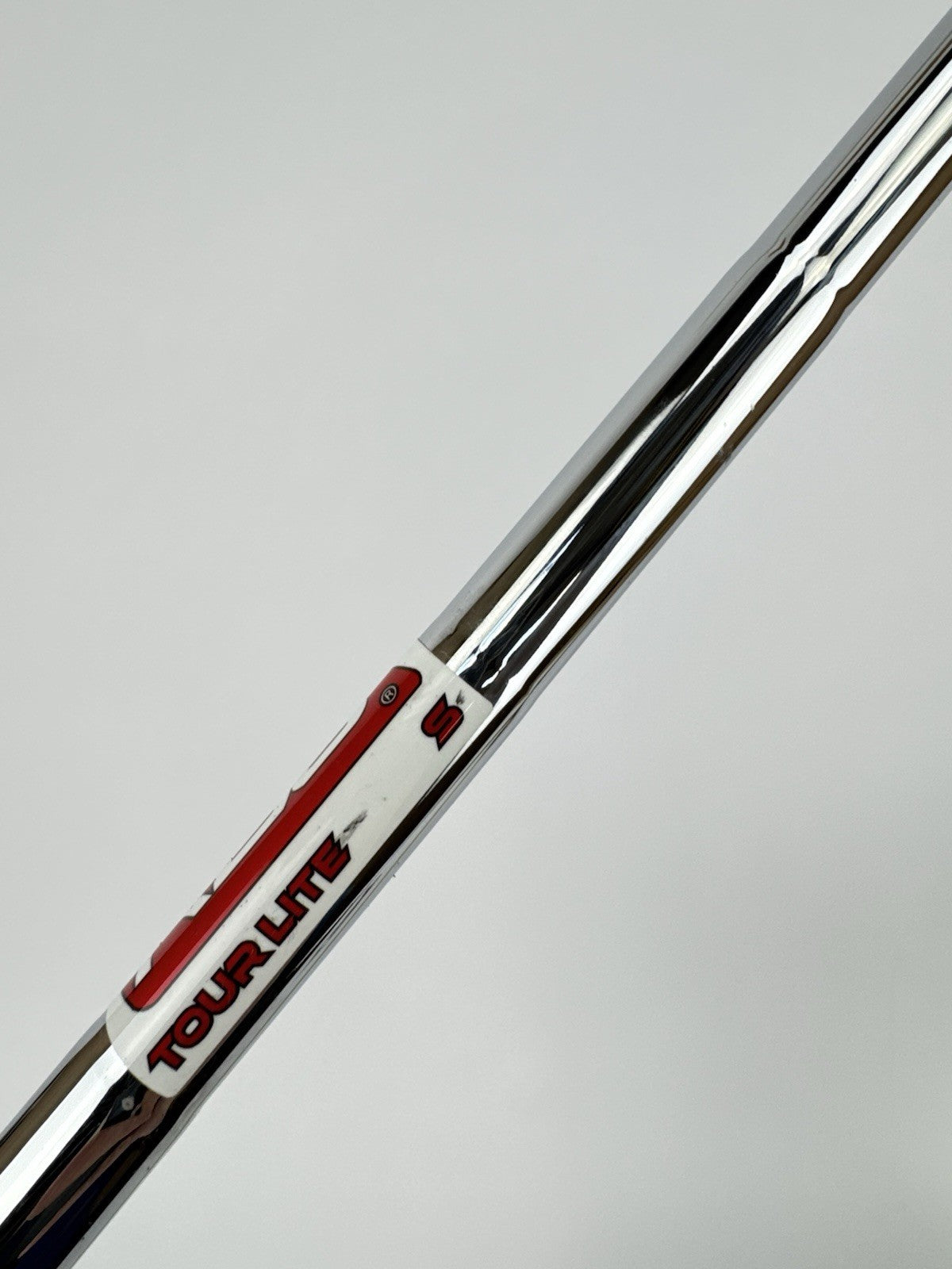 KBS Tour Lite Iron Shaft Stiff Flex Steel 35.25” /0.370 Parallel /324376