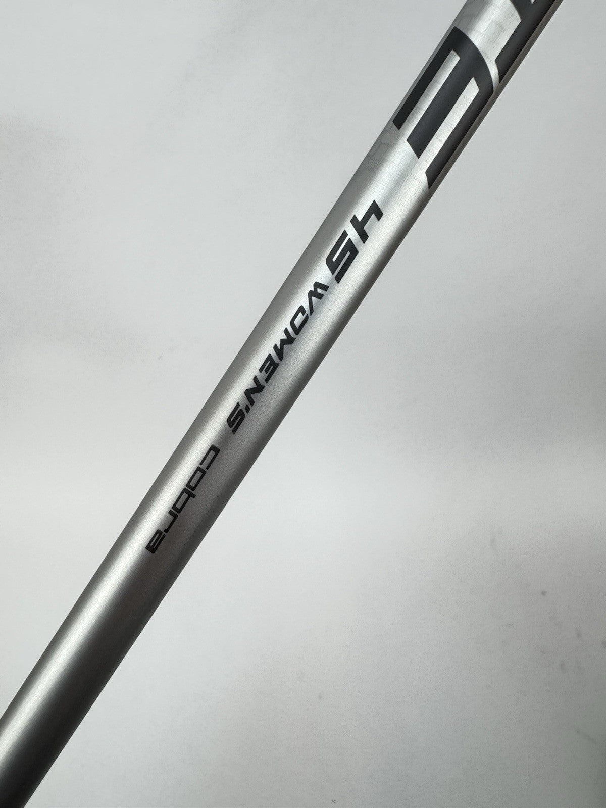 Cobra Ladies 9 Iron Air X 2.0 Ultralite Women’s Graphite /Right /New /3407512