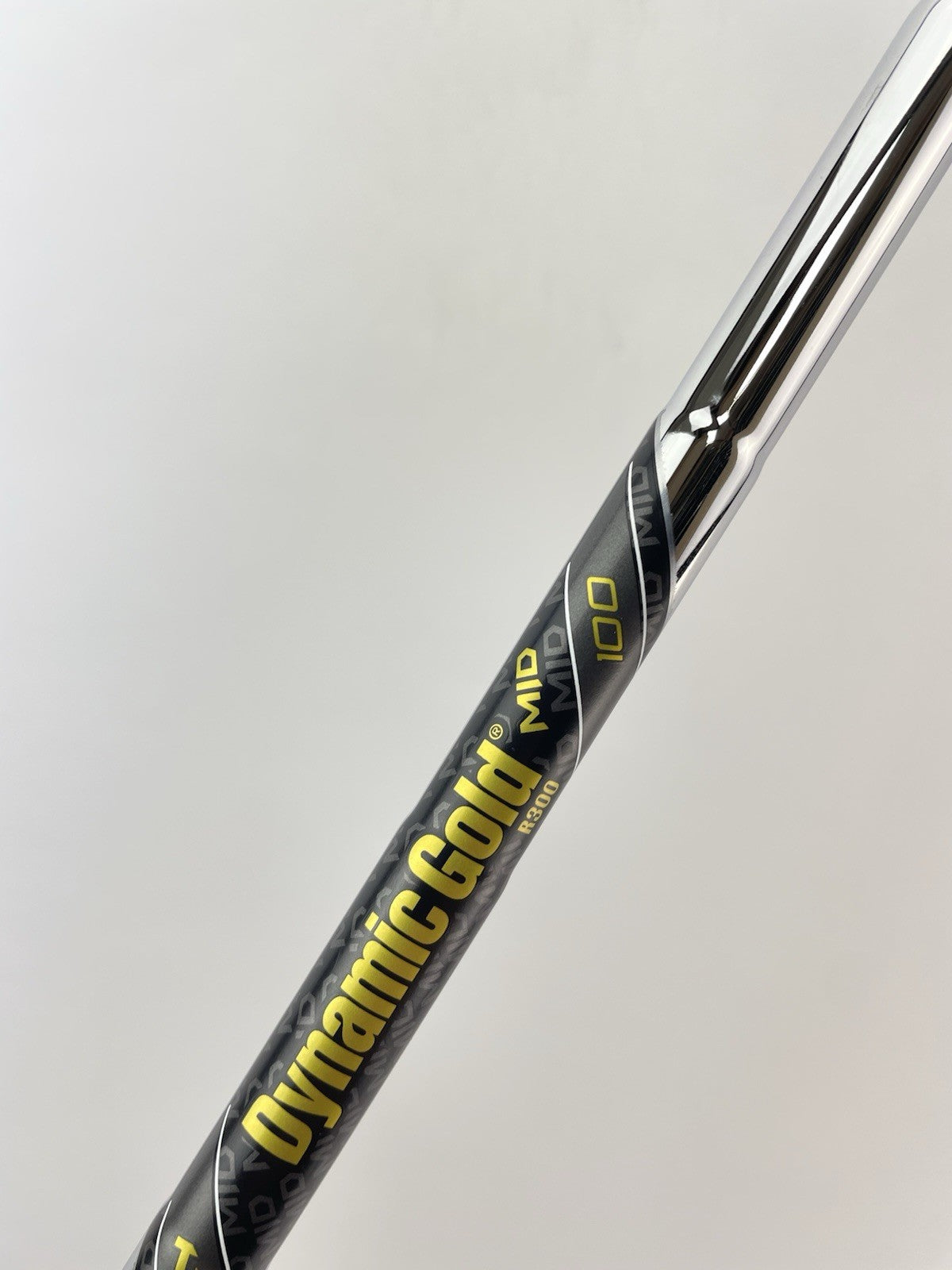 Dynamic Gold Iron Shaft Mid 100 Regular Flex Steel 35.5 /0.355 Tapered /261923