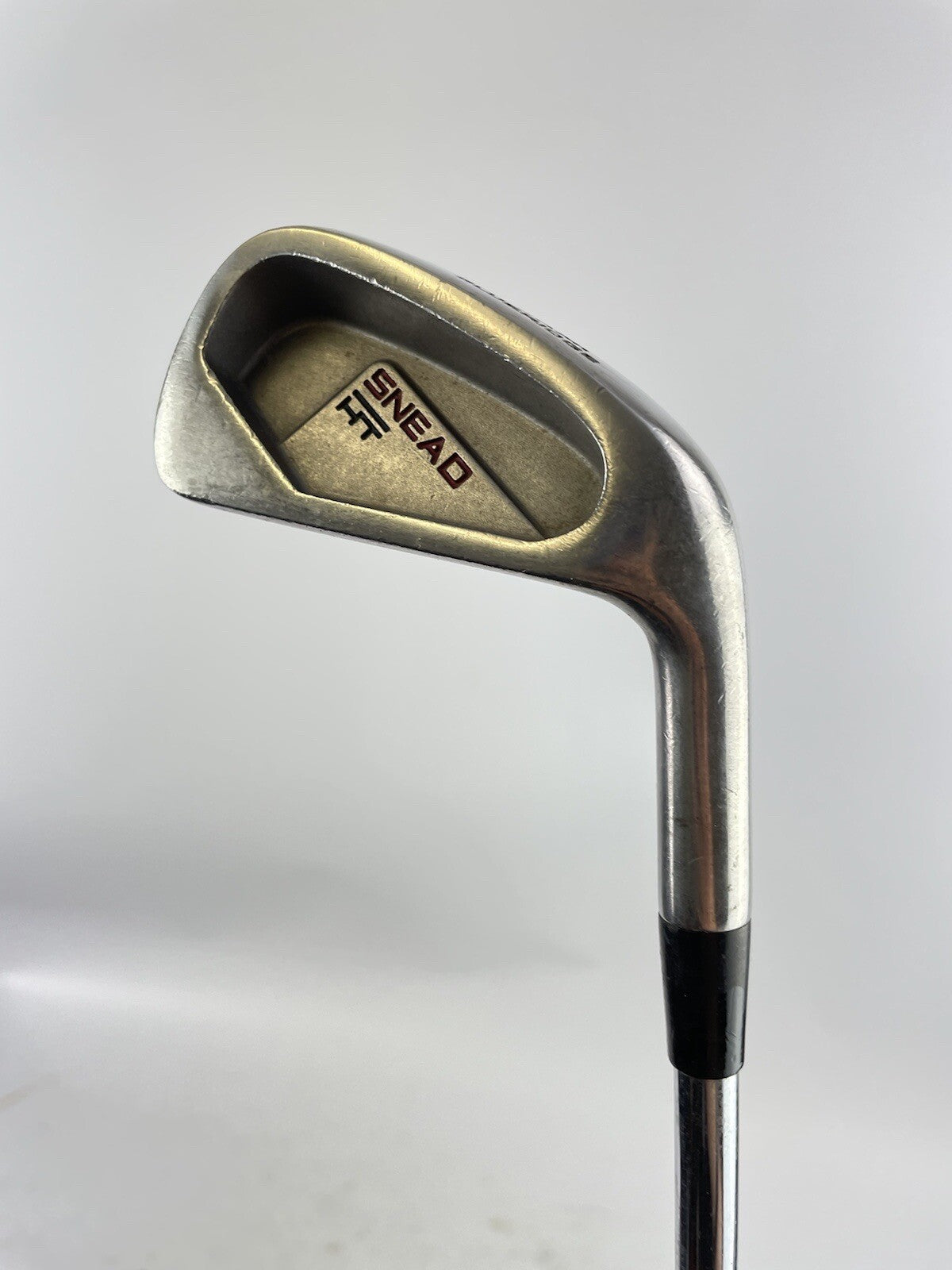 Wilson Snead HT 4 Iron Regular Flex Steel/ Right Handed/ New Grip/ 30200