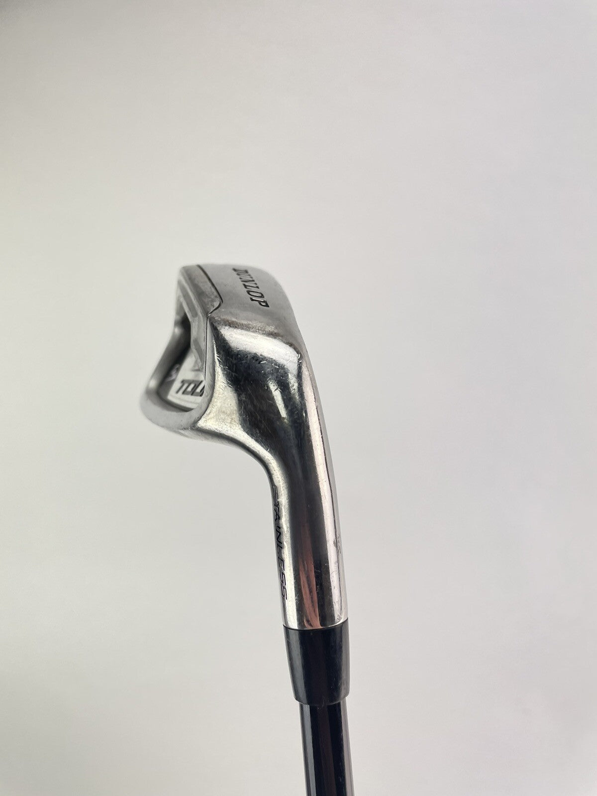 Dunlop Tour 9 Iron Regular Flex Graphite/Right Handed /New Grip /203284