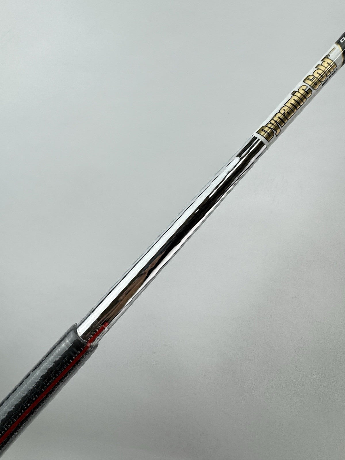Dynamic Gold DST 98 Iron Shaft Regular Flex Steel 35.75 /0.355 /Lamkin /255575