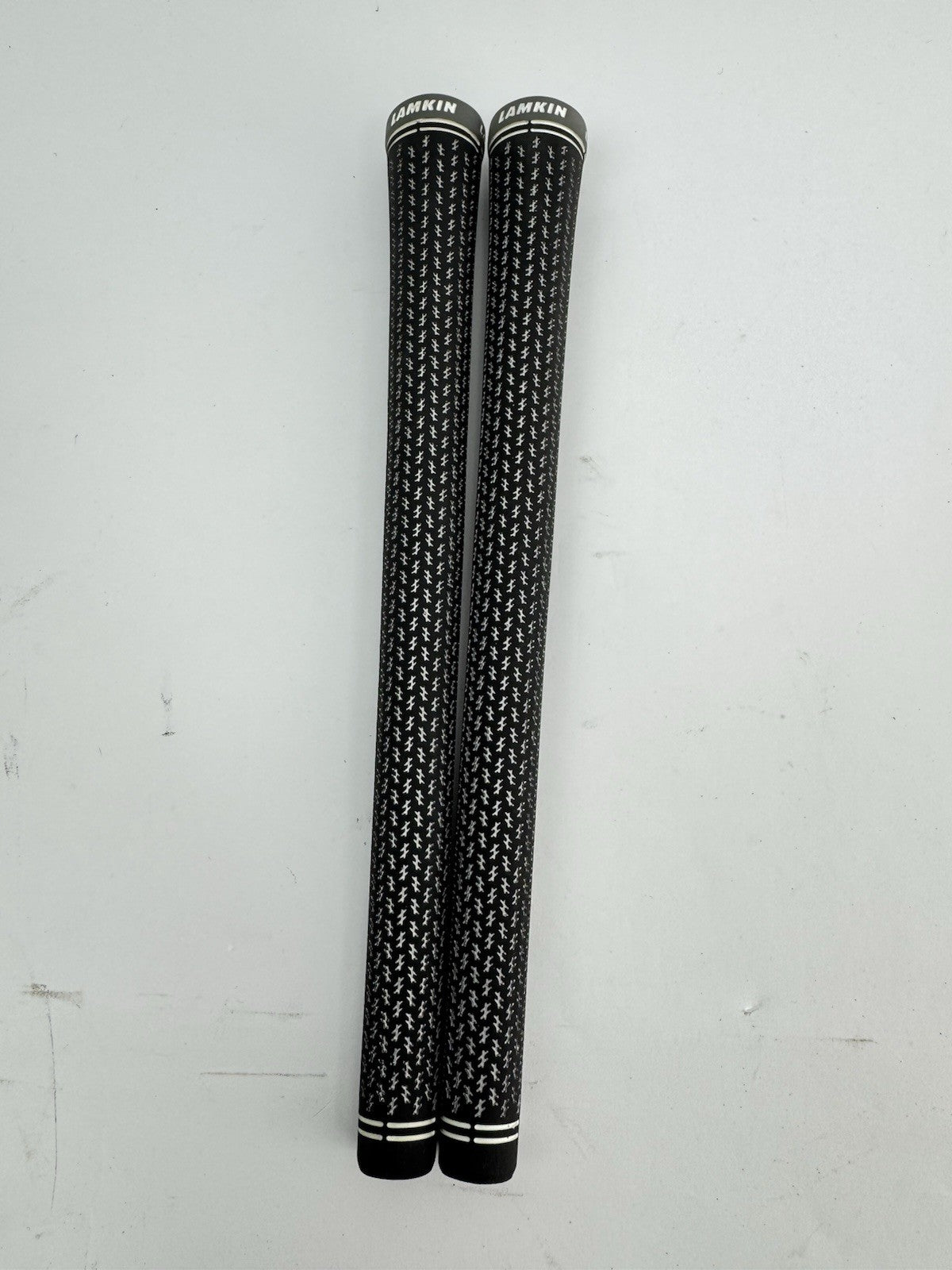 Lamkin Crossline Taylormade Grips (2) 360 Standard /Black/Grey /Pulled /325470