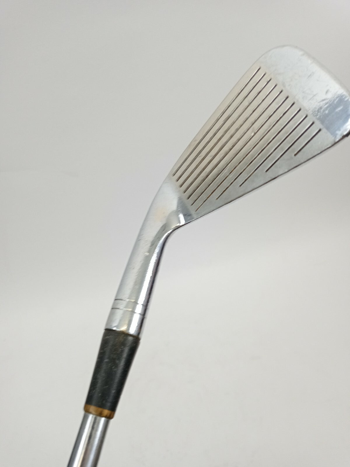 Titleist Tour Model 821 Forged Blade 5 Iron Dynamic Gold S300 / New Grip5