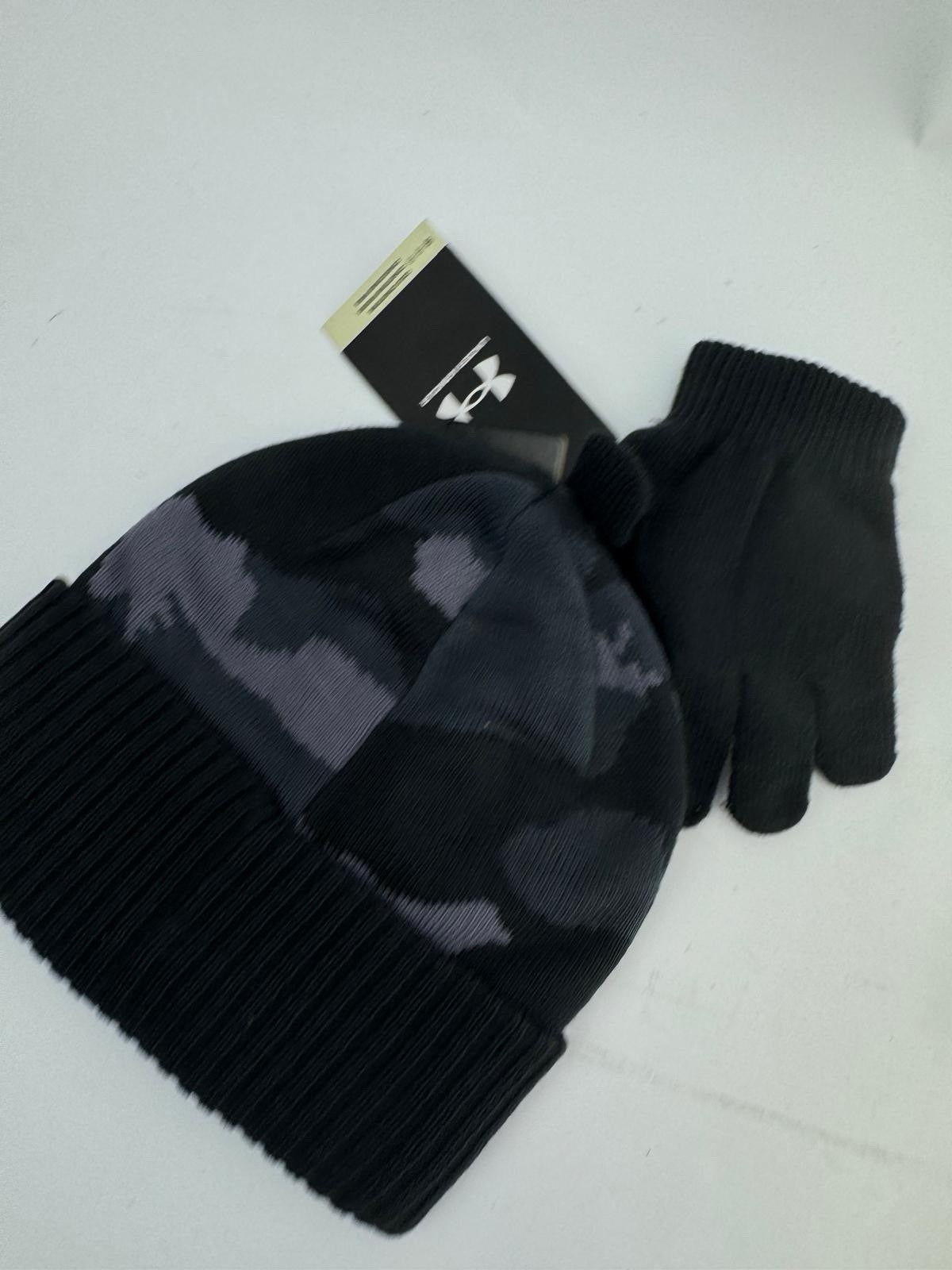 Boys Under Armour Beanie And Gloves Set Black Camouflage Kids Brand New/ 300697