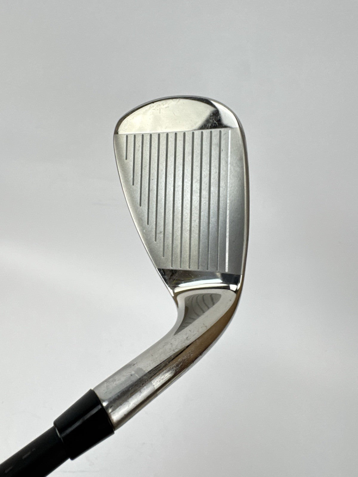 Wilson Launch Pad Gap Wedge Left Handed Cypher 5.5 Regular Graphite /351709