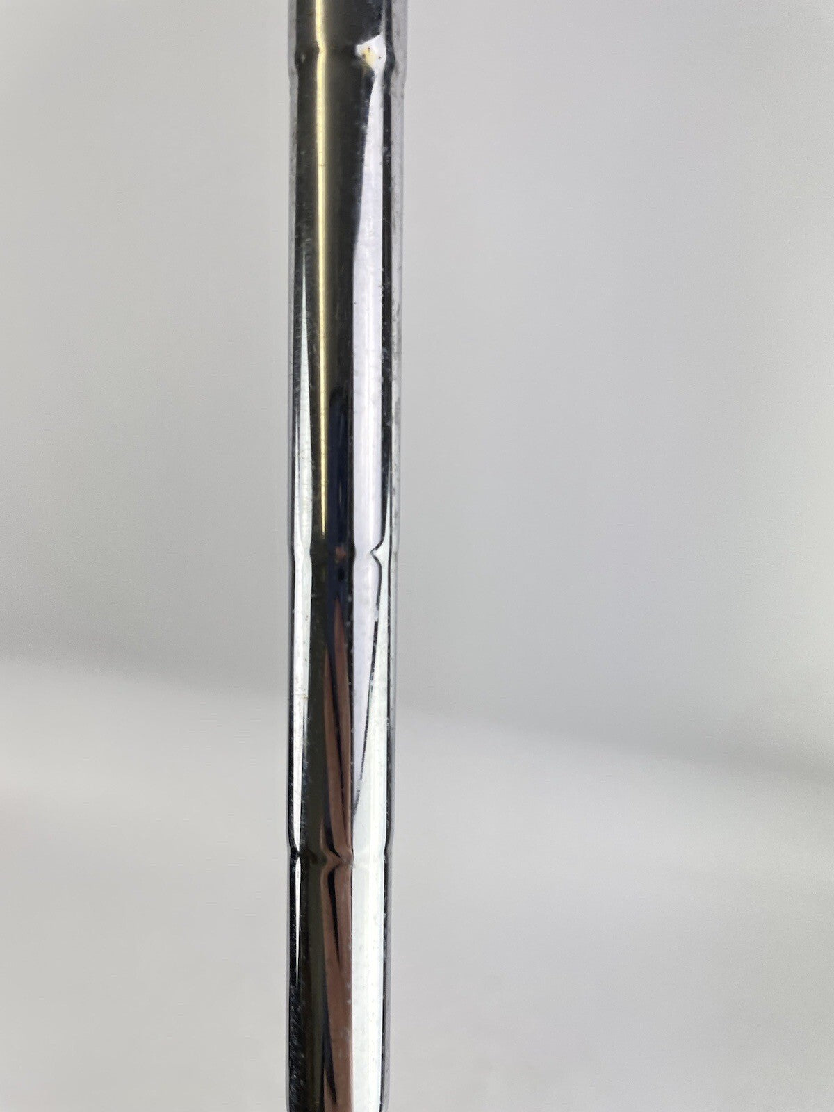 Ben Hogan 8 Iron Edge Regular Flex Steel /Right Handed /New Grip /849215