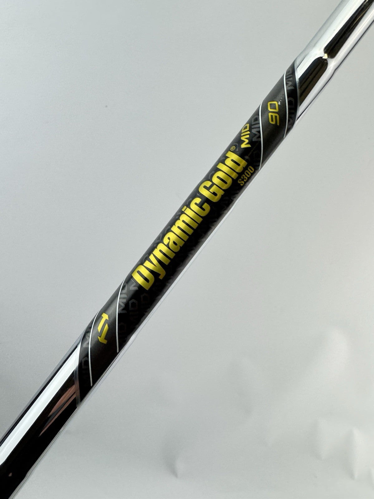 Dynamic Gold Mid 90 Iron Shaft Stiff Flex Steel 35.5” /0.370 Parallel /303812