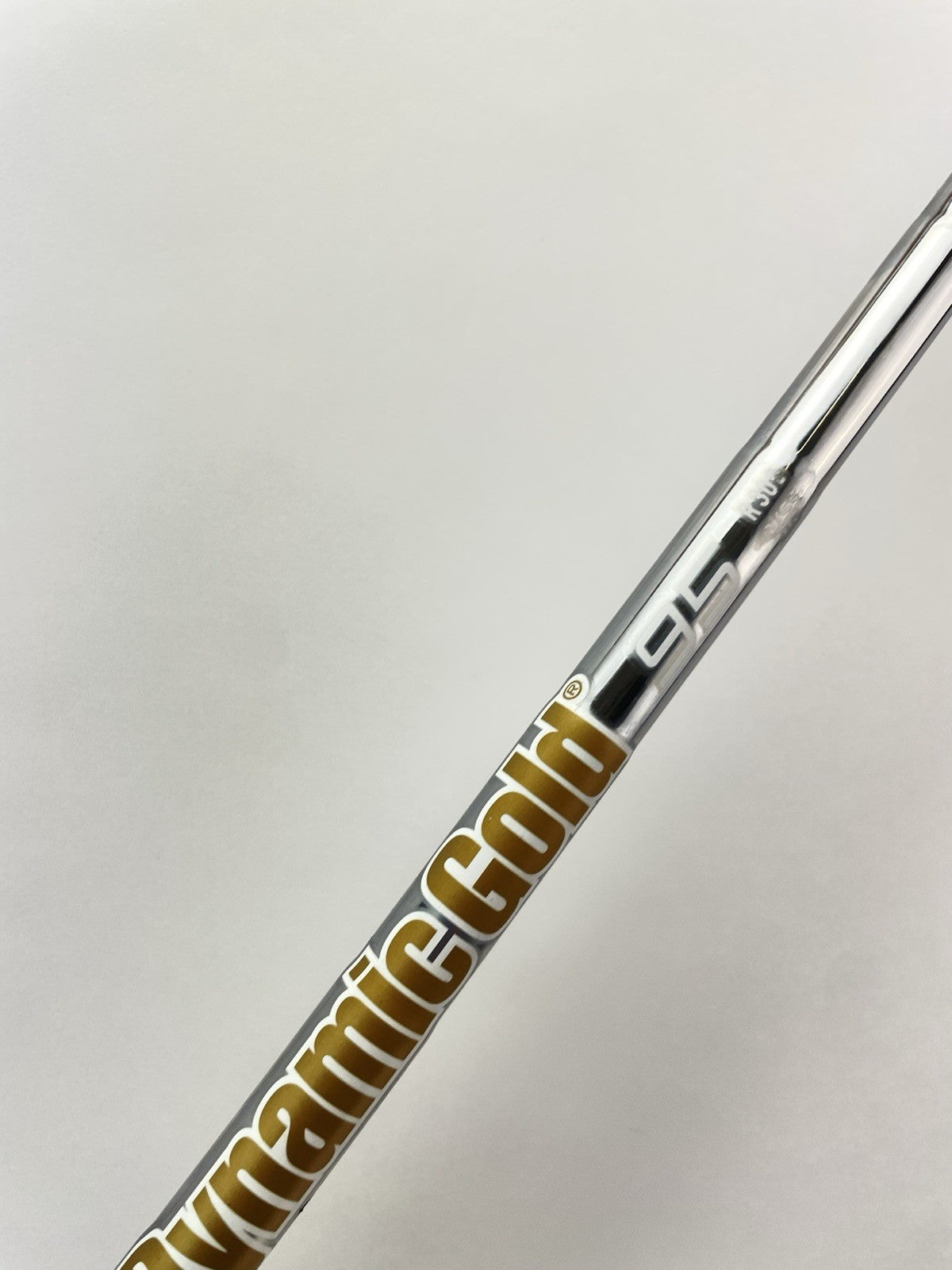 Dynamic Gold 95 Vss Pro Iron Shaft Regular Flex Steel 35.75” /0.355 Taper /296133