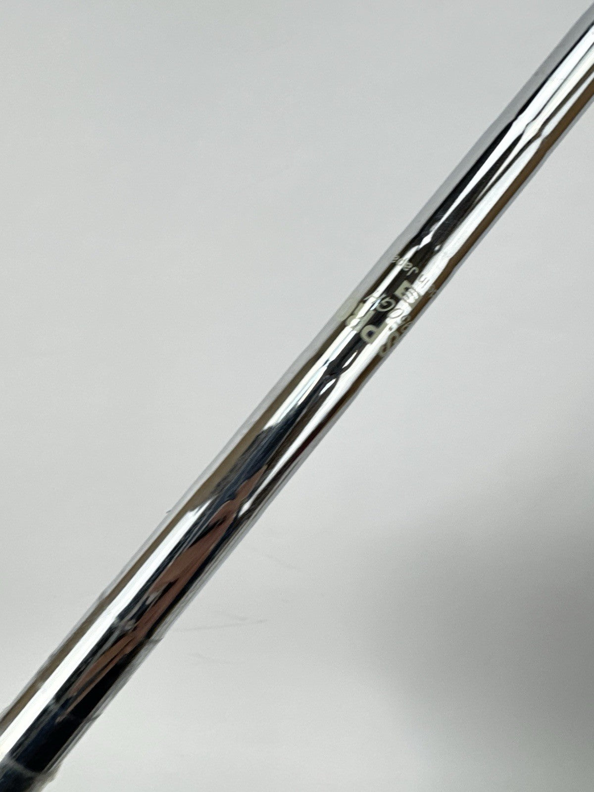 Nippon 950GH Iron Shaft Stiff Flex Steel 35.75” /0.370 Parallel /Lamkin /348553