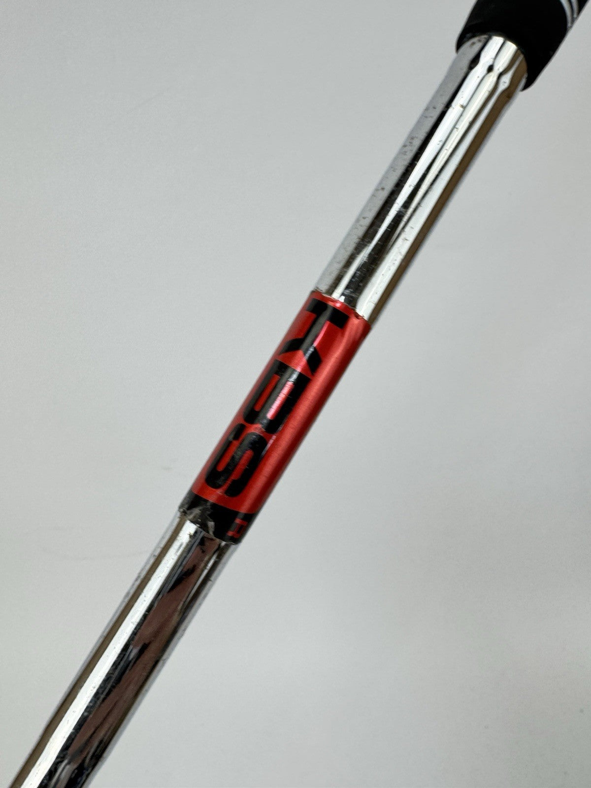 Taylormade R9 6 Iron KBS Tour 90 Regular Steel /Right Handed /New Grip /3479012