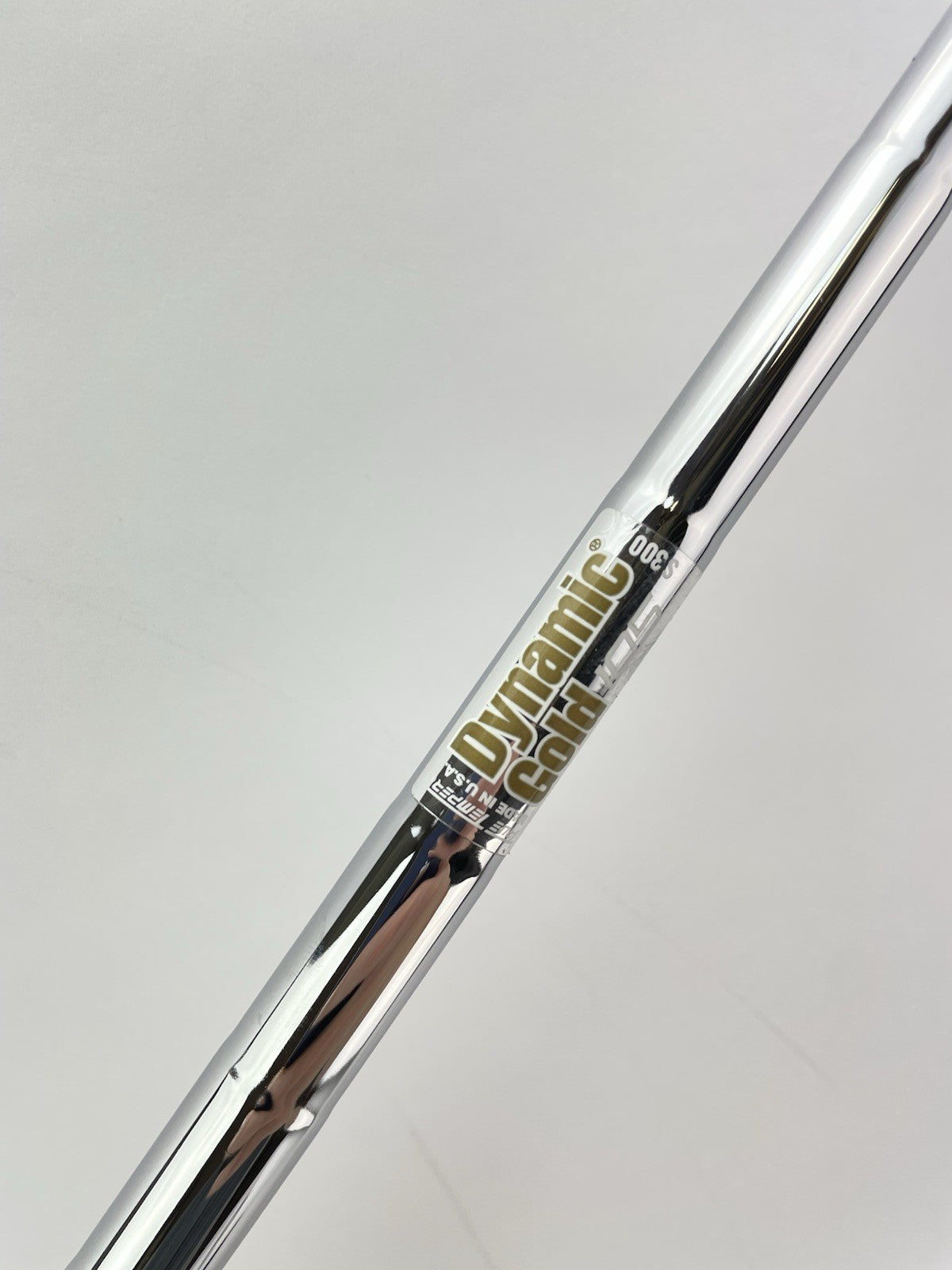 Dynamic Gold 105 Iron Shaft S300 Stiff Flex Steel 35.25 /0.355 Tapered /271321