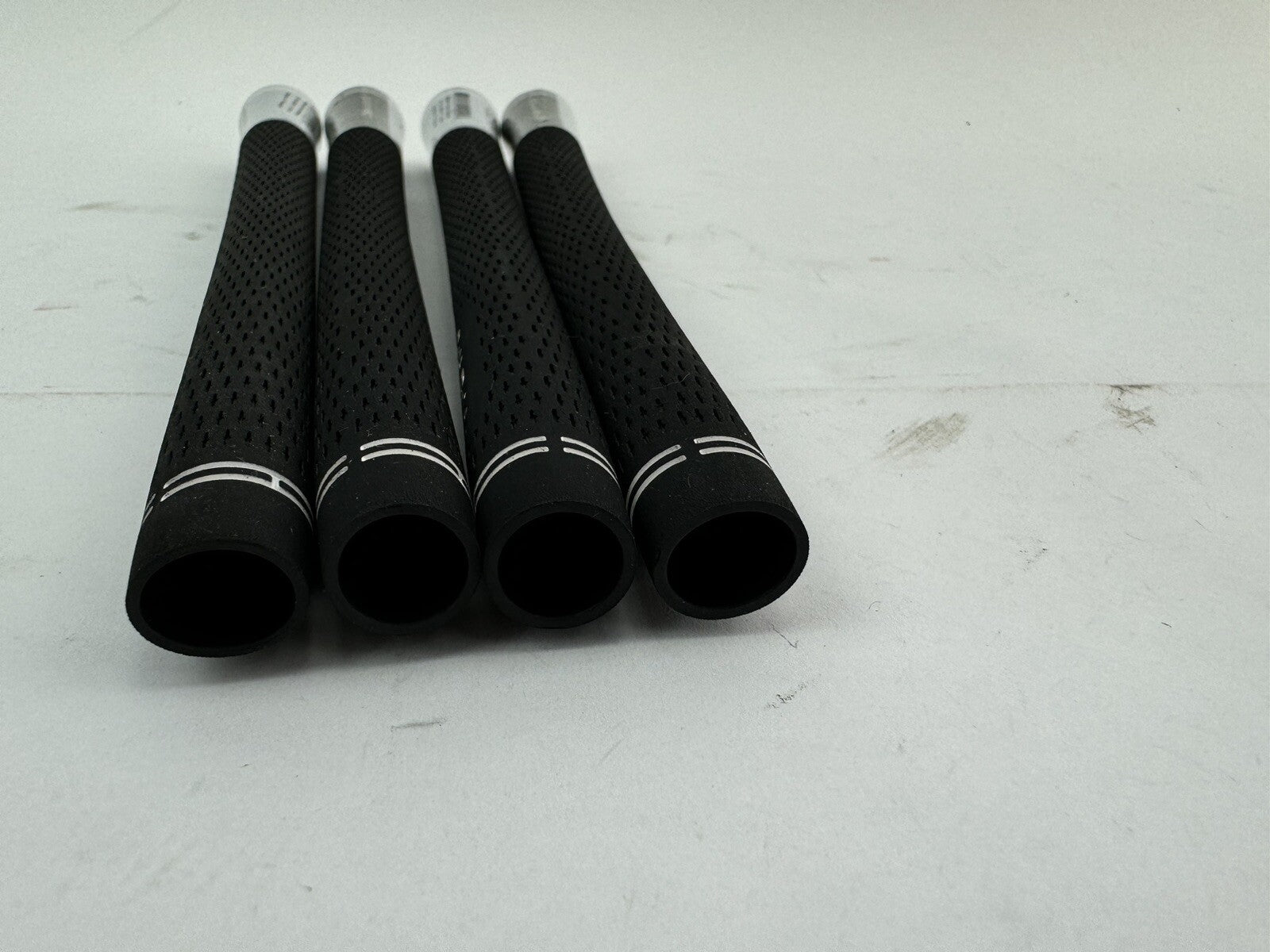 Golf Pride Tour Velvet Grips (4) Men’s Standard 60R /Black /New /1951810