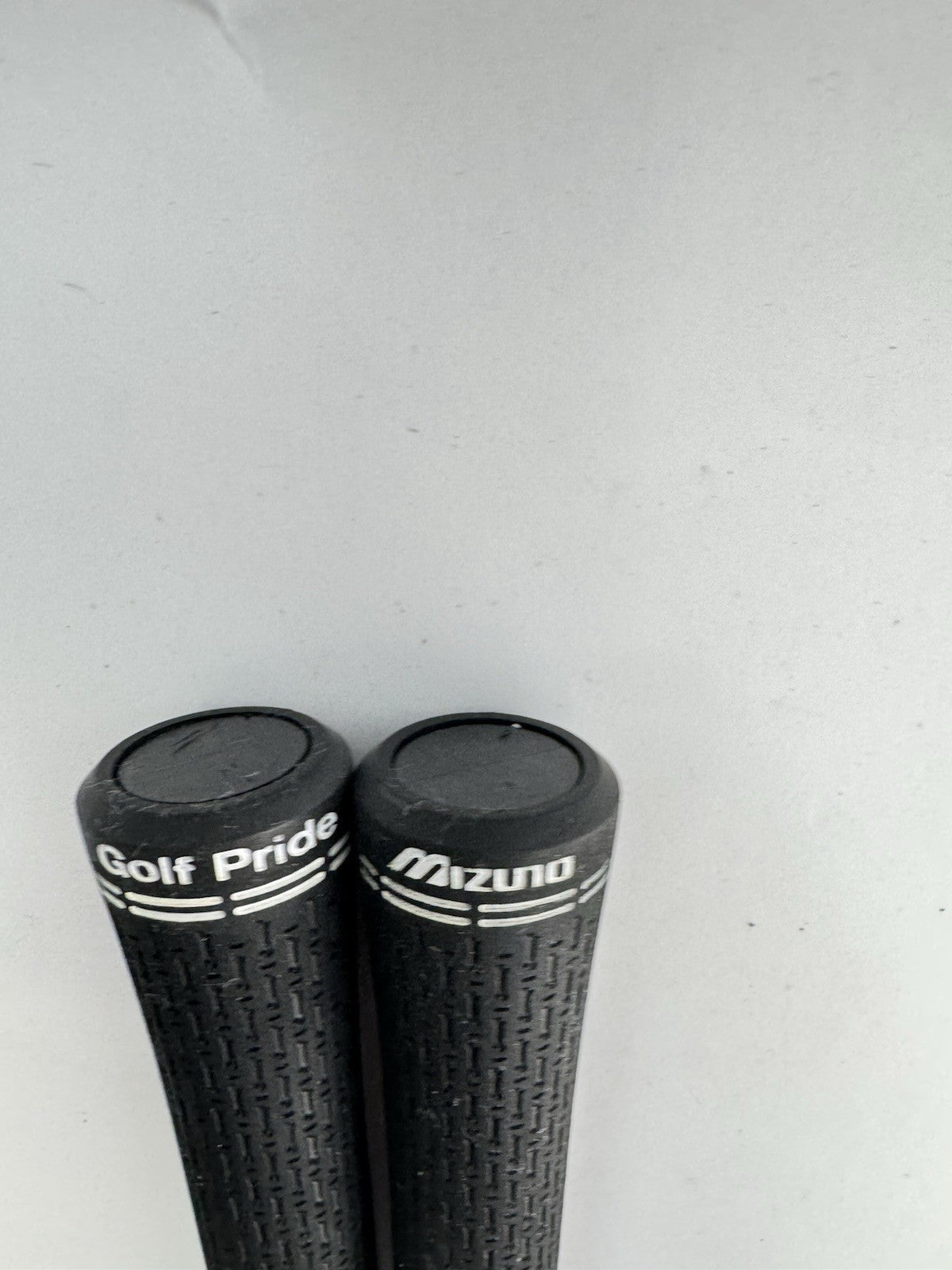 Golf Pride Mizuno Golf Grips (2) Men’s Standard /Black /Pulled /301525