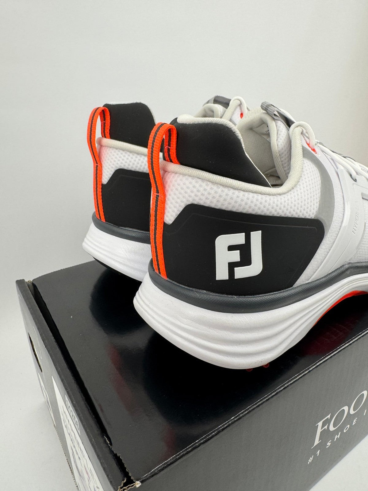 FootJoy Hyperflex Men's Golf Shoes Size UK 8 White Red Comfortable Spiked/312565