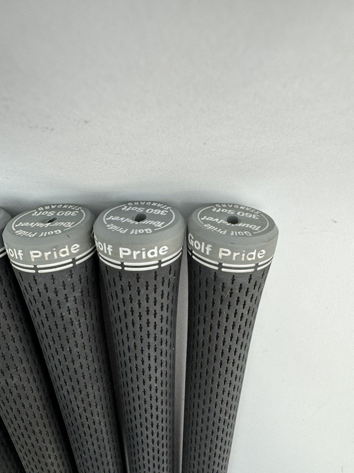 Golf Pride Tour Velvet 360 Soft Grips (7) Men’s Standard /Pulled /228616