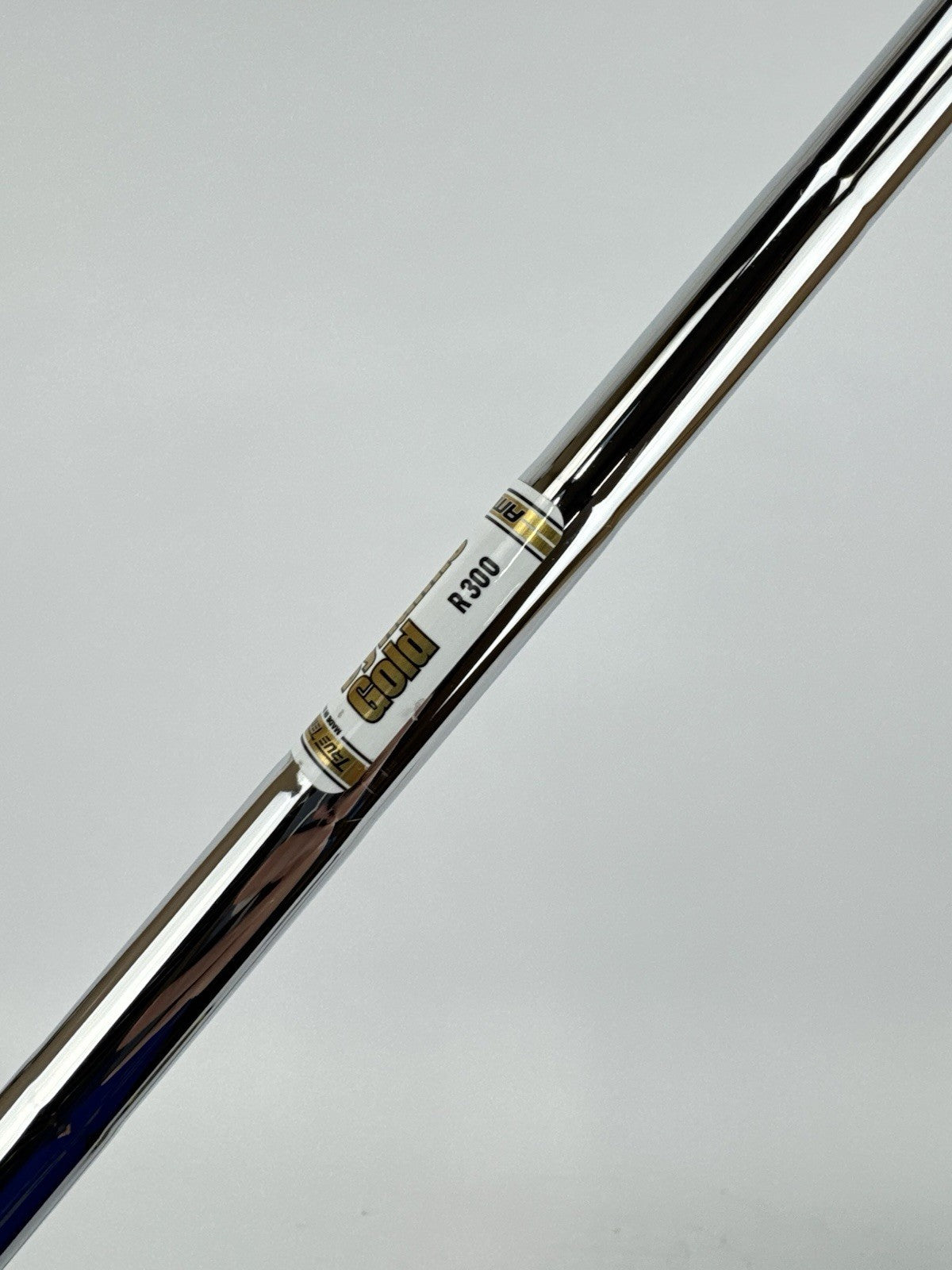 Dynamic Gold AMT Iron Shaft R300 Regular Flex Steel 35.5 /0.355 Tapered /318793