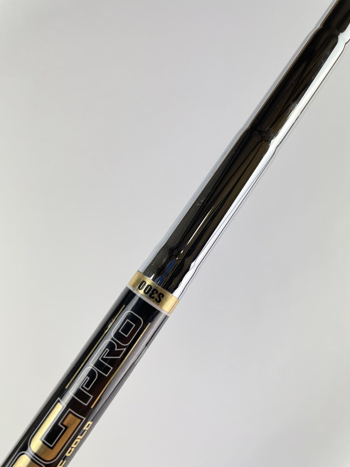Dynamic Gold Pro Iron Shaft S300 Stiff Flex Steel 35.5" /0.355 Tapered /138744
