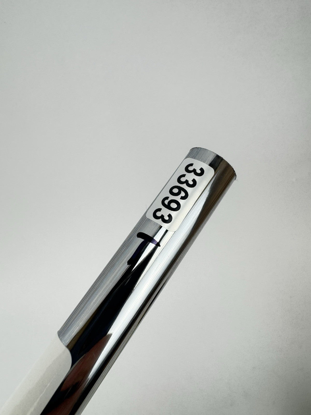 Dynamic Gold 115 Iron Shaft Mid R300 Regular Steel / 35” /0.355 Tapered /3369314