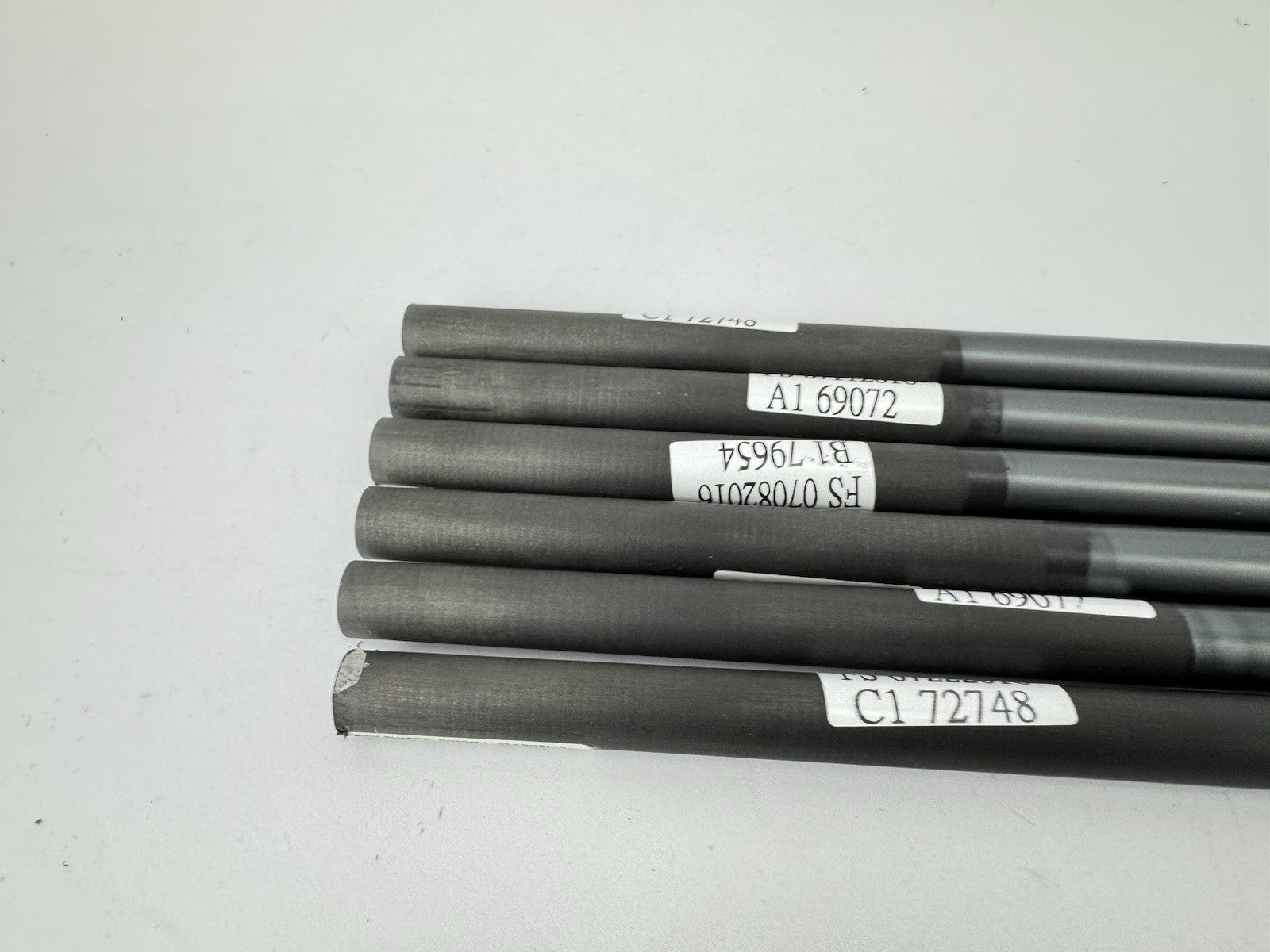 Matrix Ozik Iron Shaft Set (6) Program 60 Regular Graphite 0.355 Tapered /339548