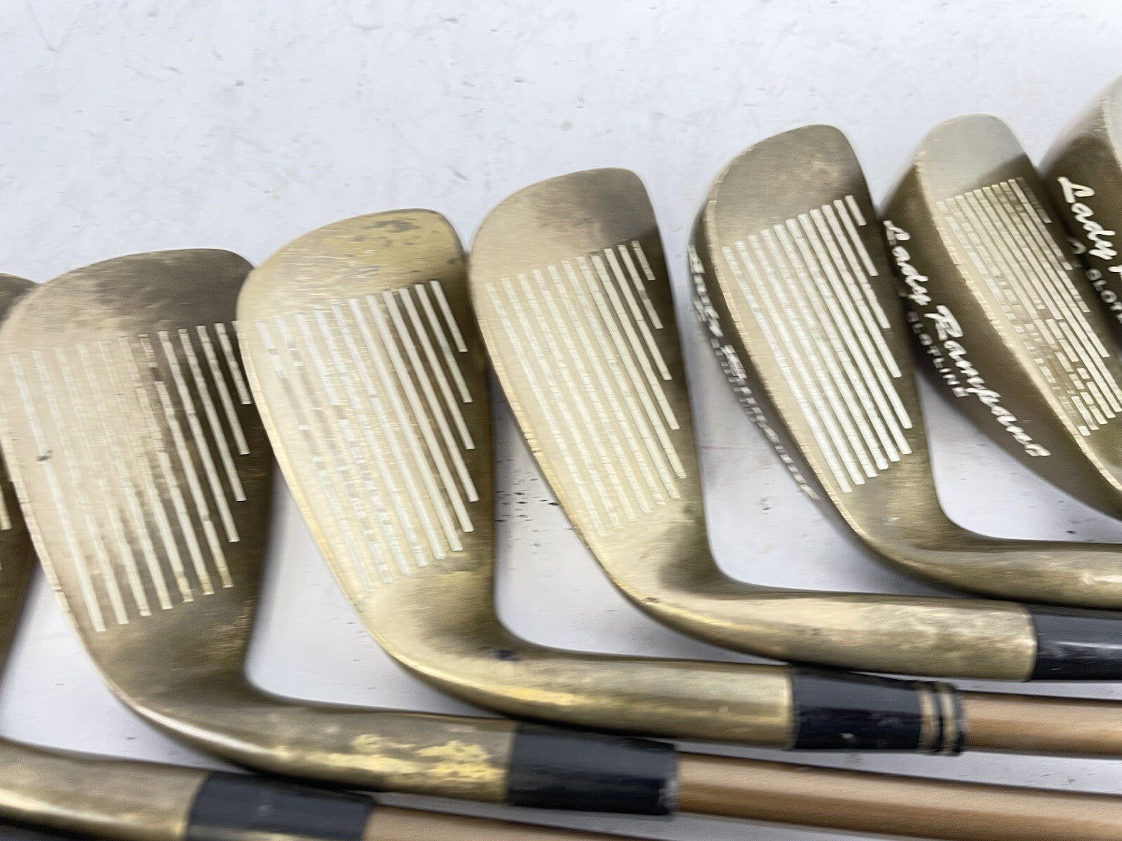 Slotline Lady Rampant Irons 3-SW Ladies Graphite /Right Handed /New Grips /81246