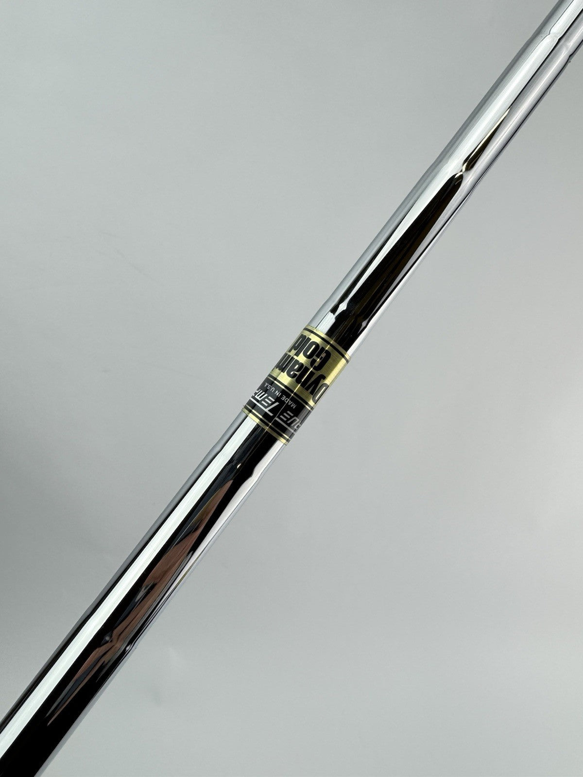 Dynamic Gold Iron Shaft X Flex Extra Stiff Steel / 36” /0.355 Tapered /305741