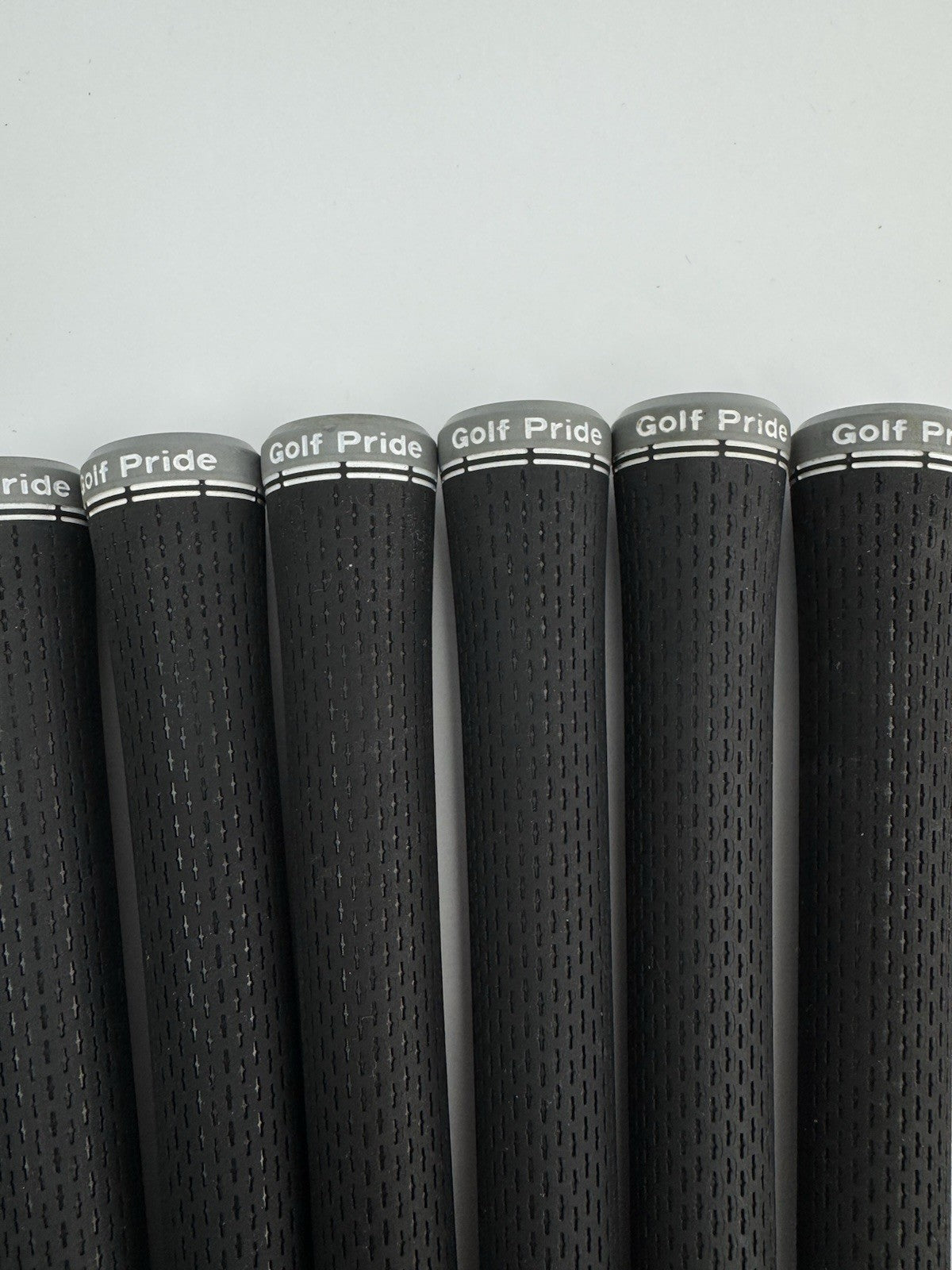 Golf Pride Midsize Tour Velvet 360 Soft Grips (7) Black /Grey /Pulled /341693