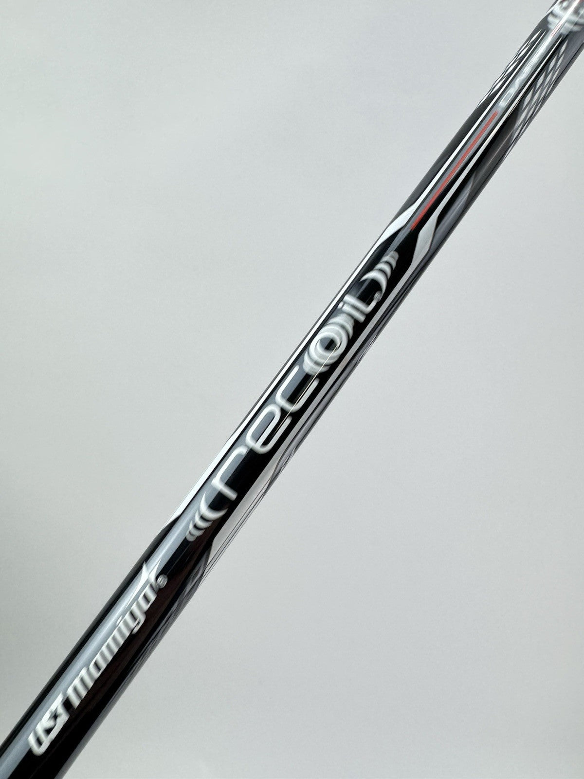 UST Recoil Dart Iron Shaft 75 F4 Stiff Flex Graphite 35” /0.355 Tapered/307342