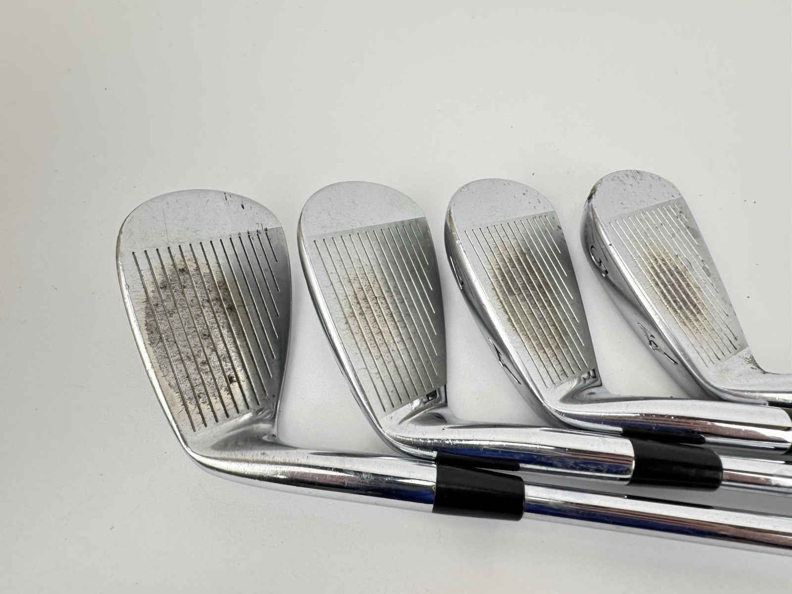 Mizuno MP62 Irons 5,7,9+PW Dynamic Gold R300 Regular Steel /New Grip /324176