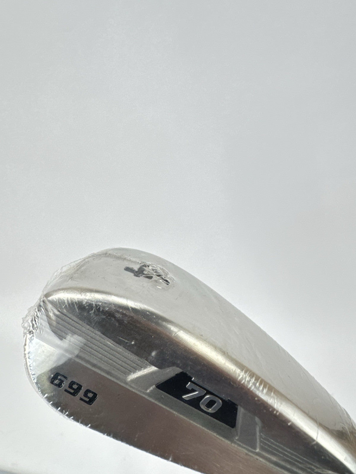 Sub 70 699 V2 4 Iron 20* Aldila Rogue Regular Graphite /Right Handed /339805