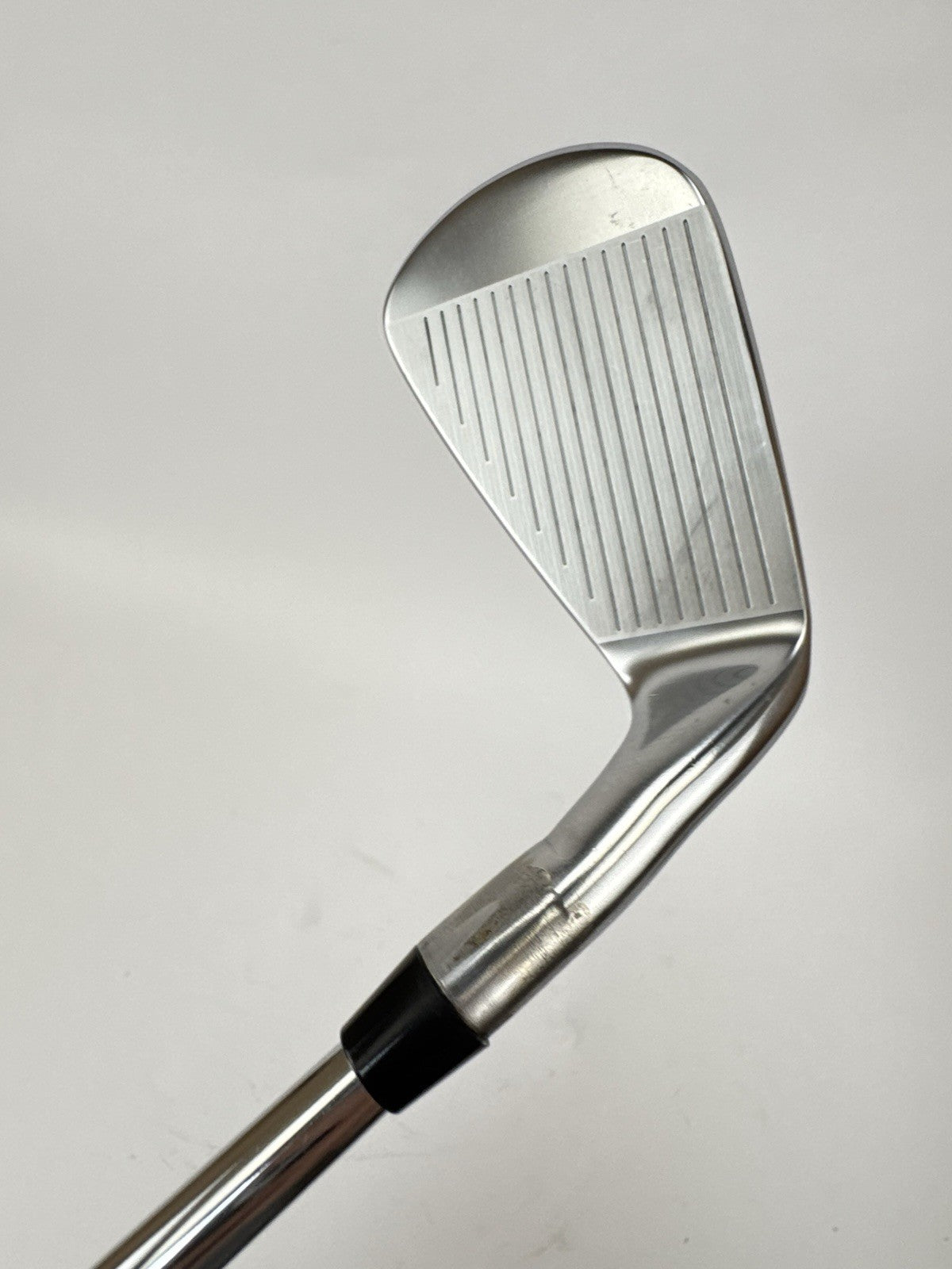 Srixon ZX5 8 Iron Left Handed MKII KBS Tour 120 Stiff Steel /New Grip /353169