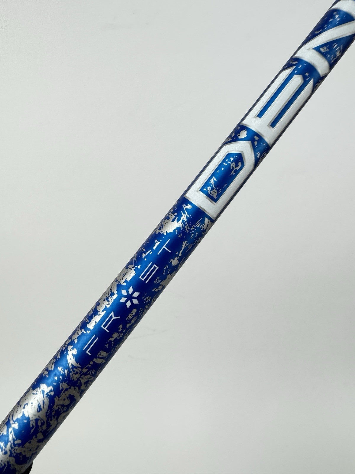 Callaway Elyte Driver Shaft Denali Frost Blue Regular Graphite 44.25”/Mid Grip1