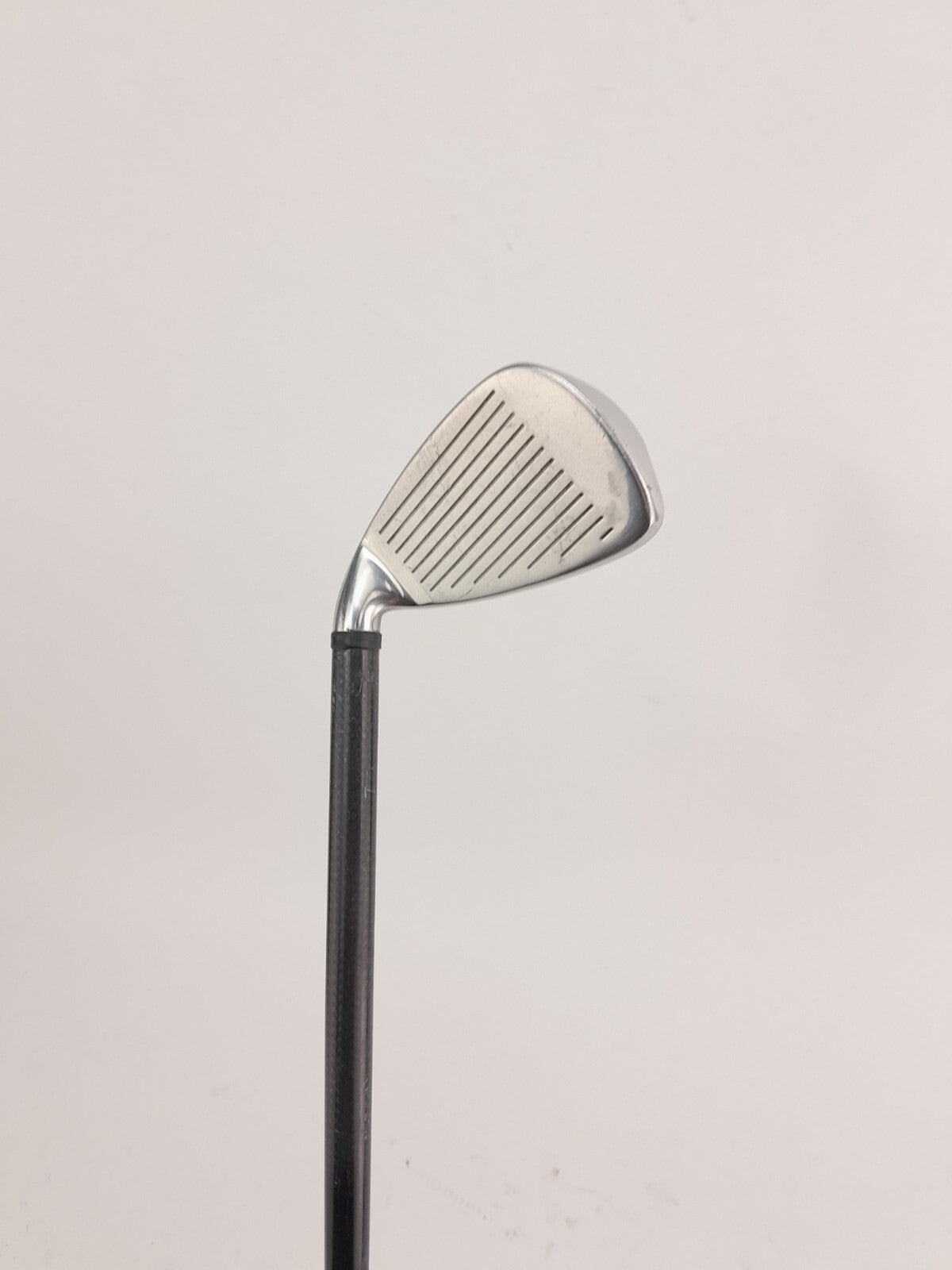 Wilson Distance 6 Iron Deep Red Regular Graphite /Right Hand /New Grip /168477