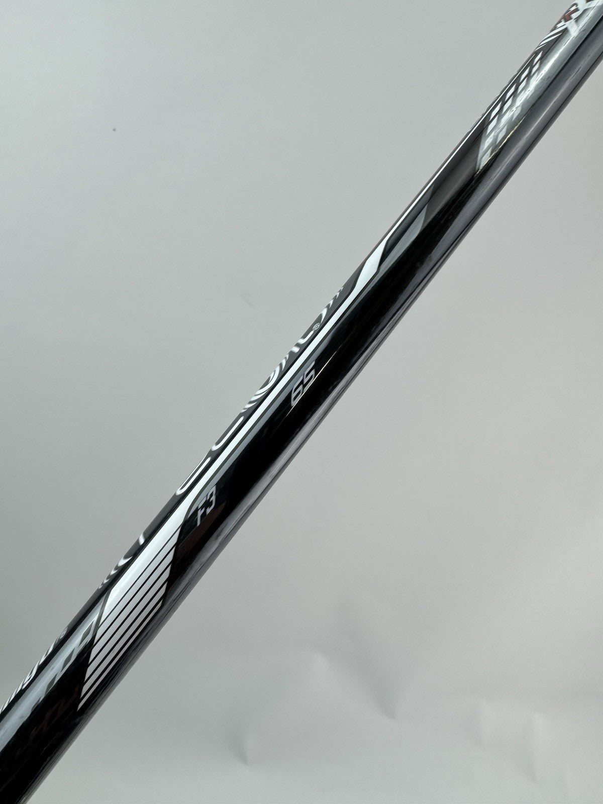 Recoil Dart Iron Shaft 65 F3 Regular Flex Graphite 35.25 /0.355 Tapered /305577