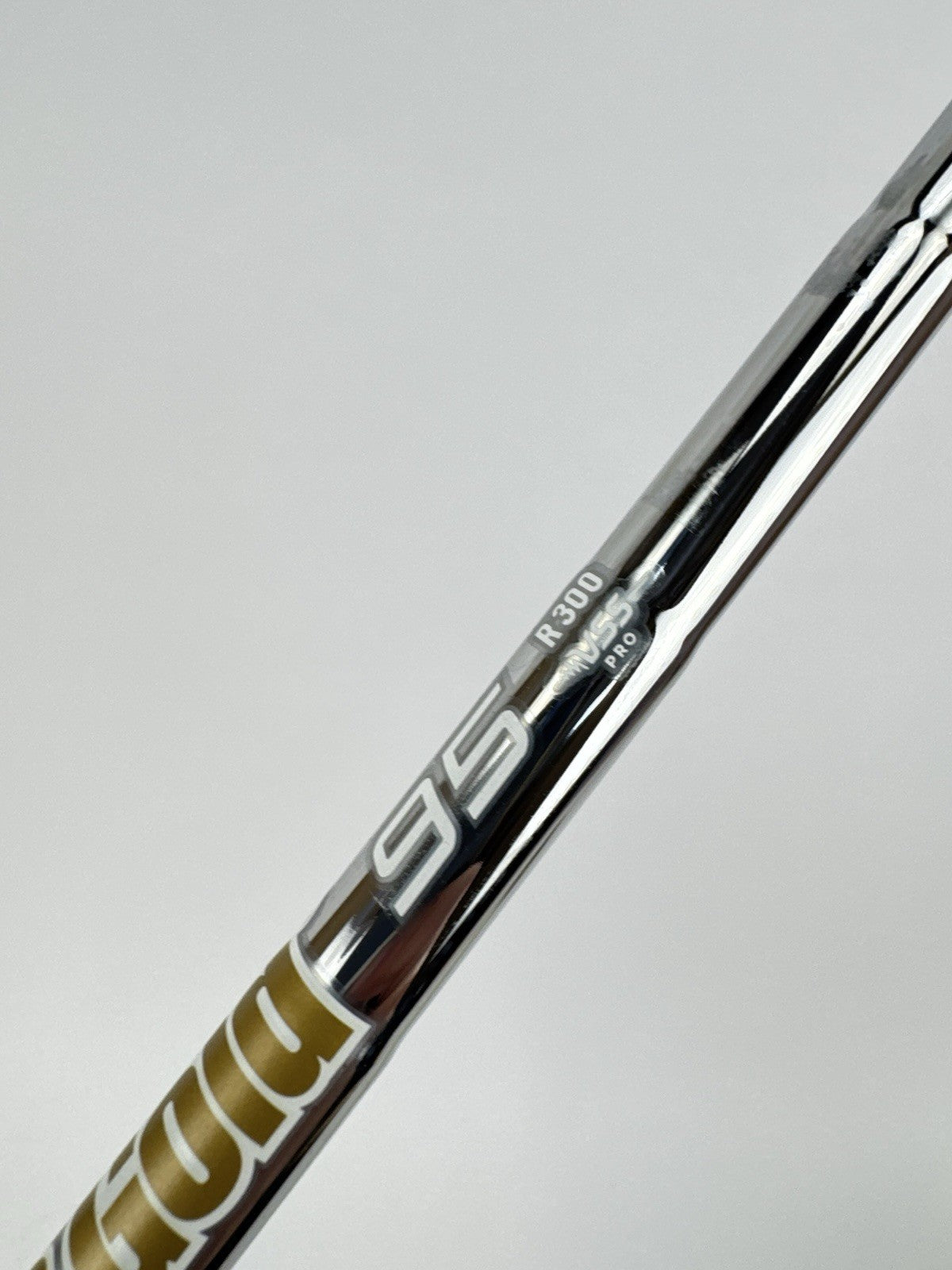 Dynamic Gold 95 Iron Shaft VSS Pro R300 Regular Steel 35.25”/0.355 Tapered/332196