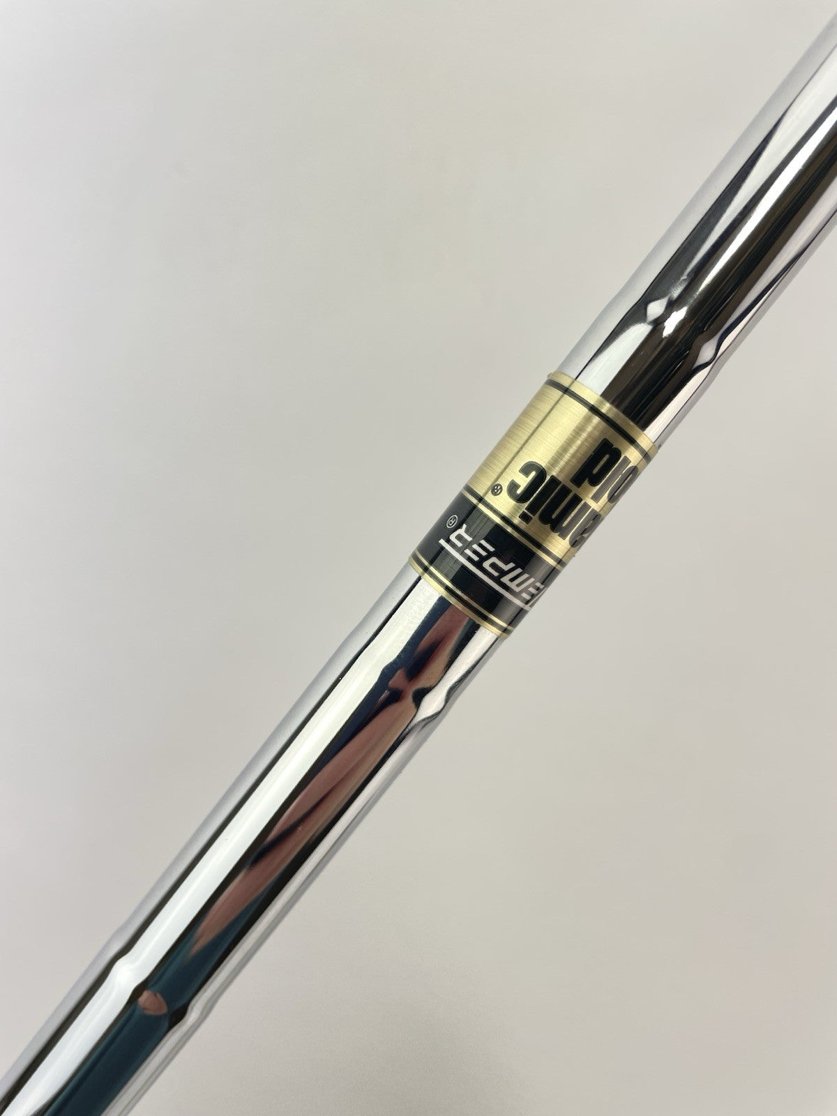 Dynamic Gold S300 Iron Shaft Stiff Flex Steel 36.25 /0.355 Tapered /255535