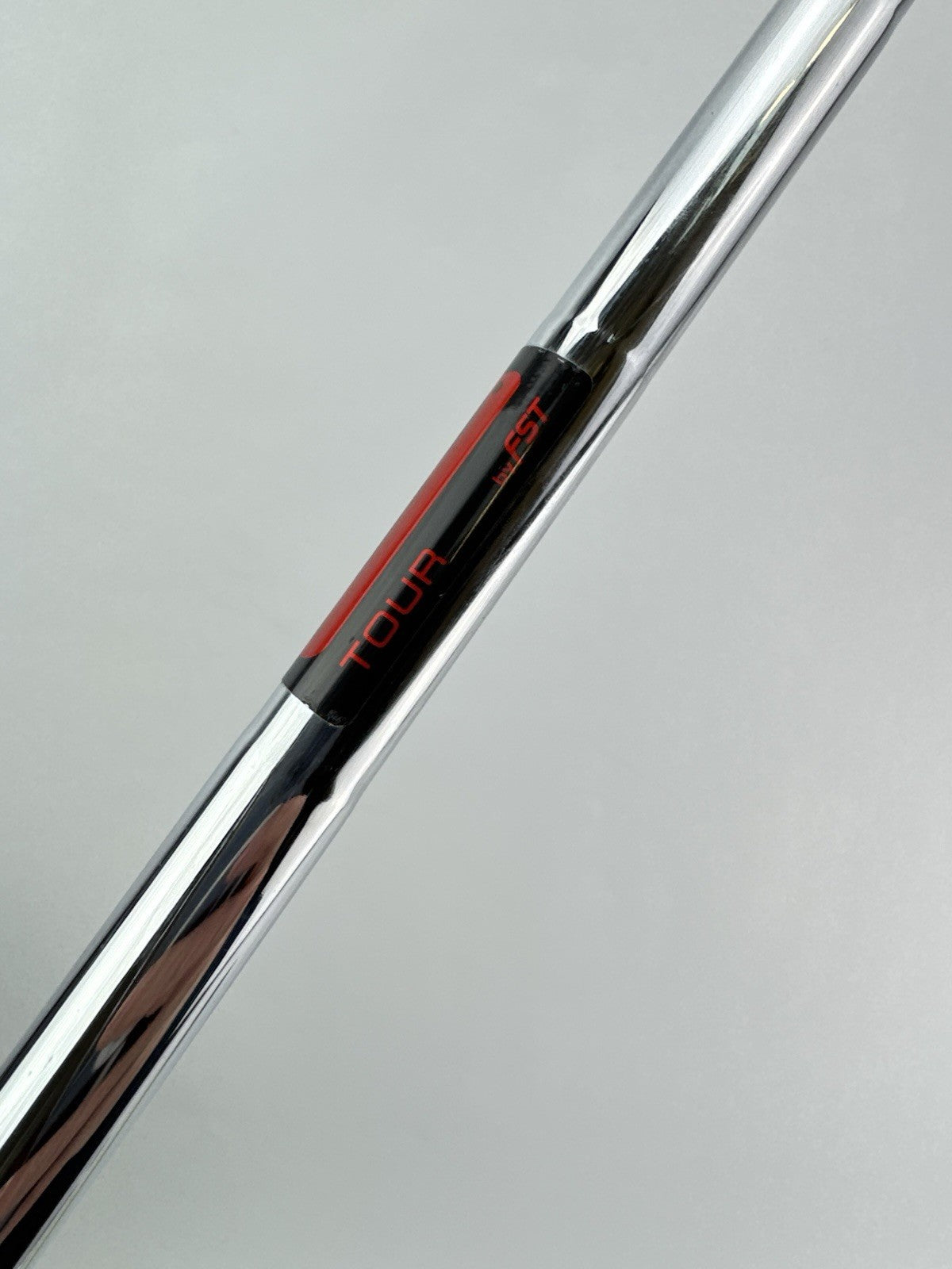 KBS Tour Iron Shaft Stiff Flex Steel 35.50/0.355 Tapered /306345
