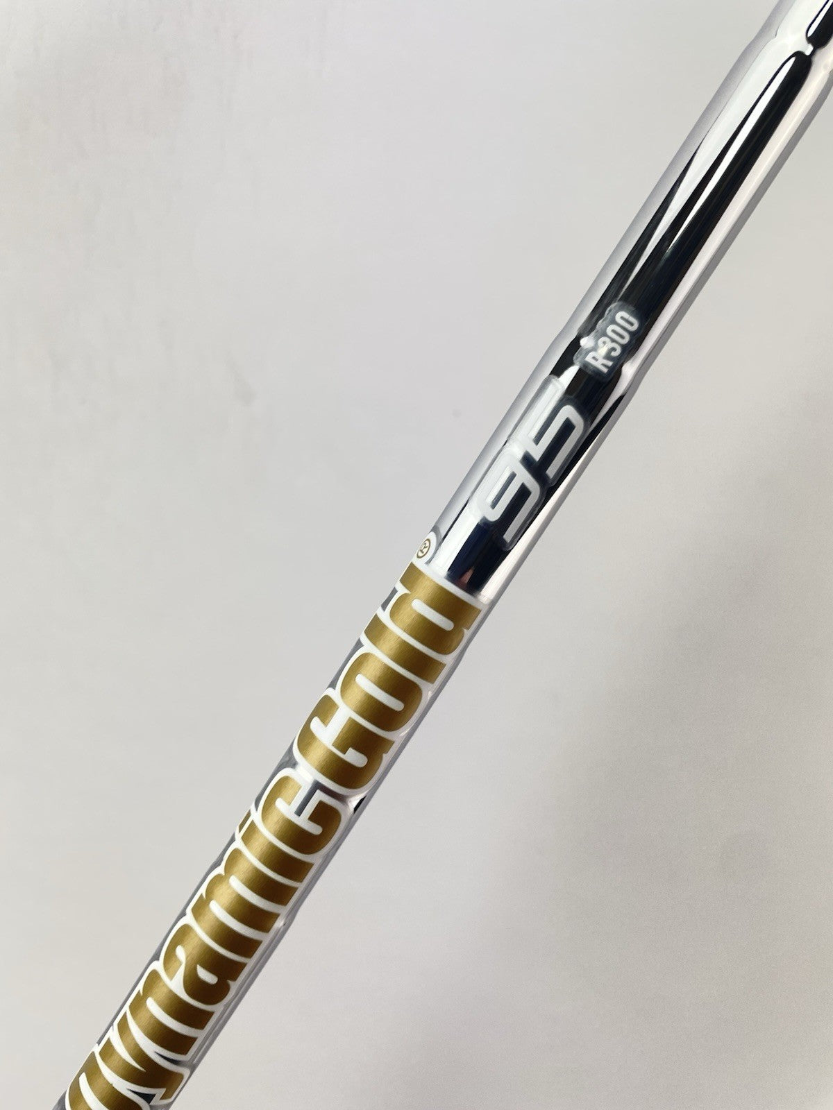 Dynamic Gold 95 Iron Shaft R300 Regular Flex Steel 36.25 /0.355 Tapered /292355
